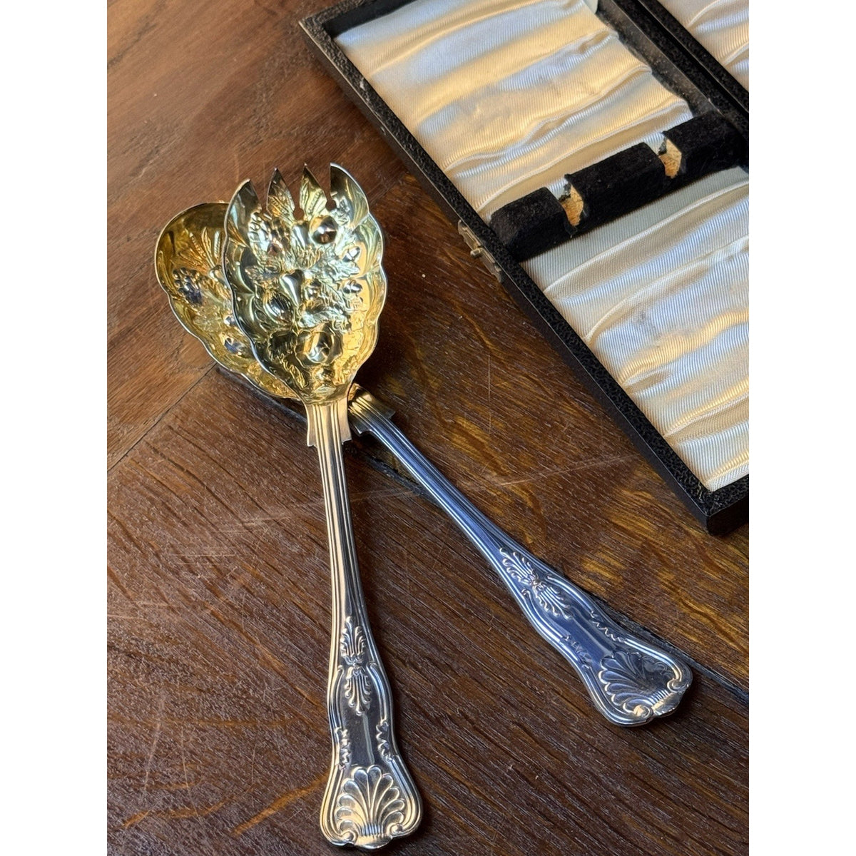 Silverplate Salad Tongs Sheffield Gold Wash Fruit Kings Crown Cased 9”
