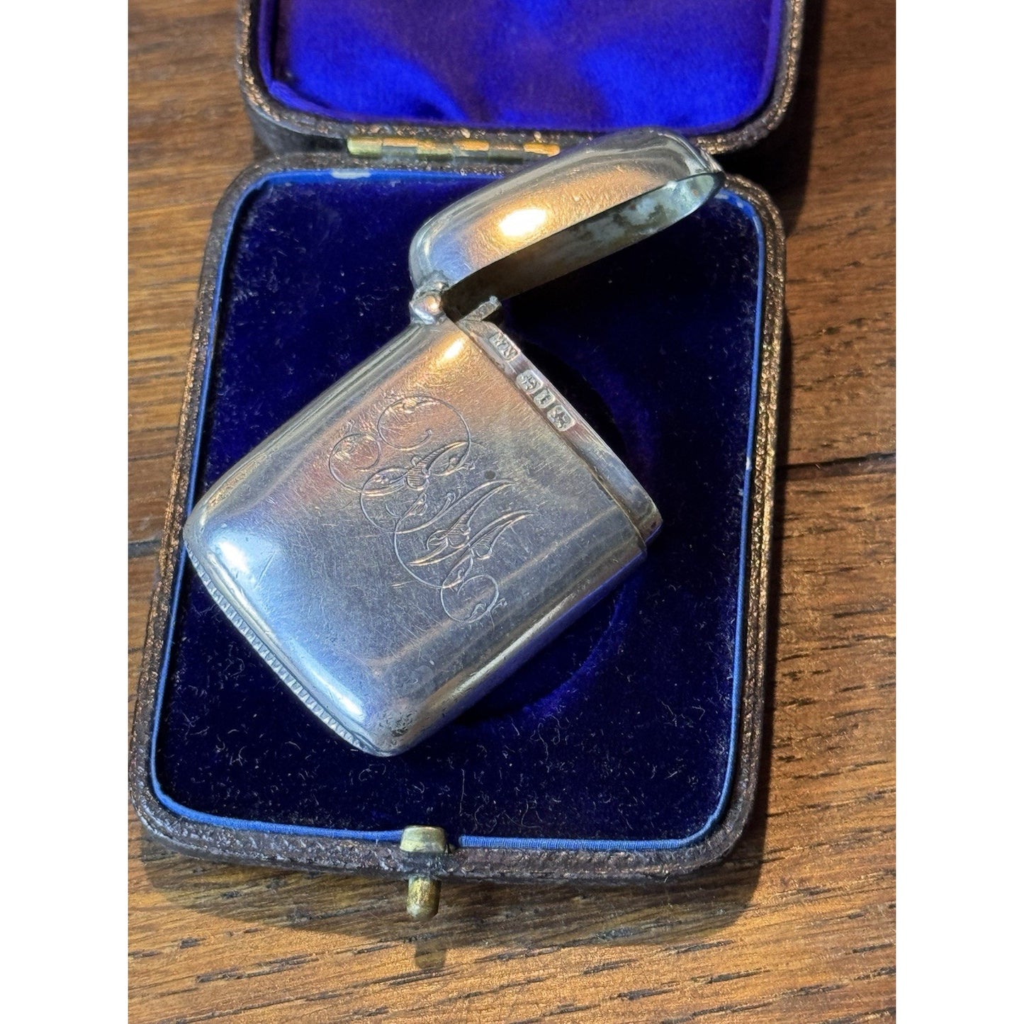 Antique Vesta Match Case Victorian Sterling Silver Birmingham 1.5” x 1.25” Mono