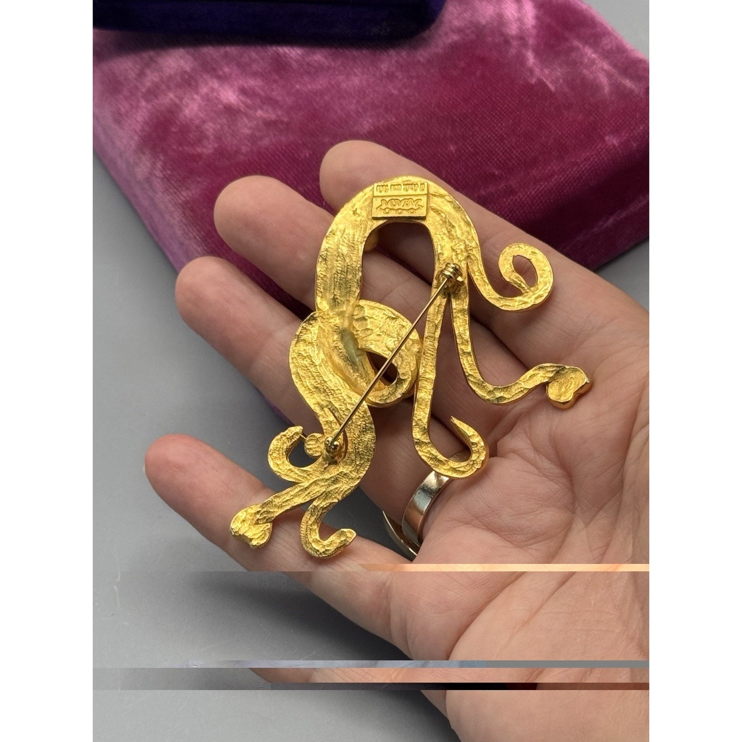 Vintage Brooch Il Était Une Fois Paris Goldtone Abstract Statement 3” x 3”