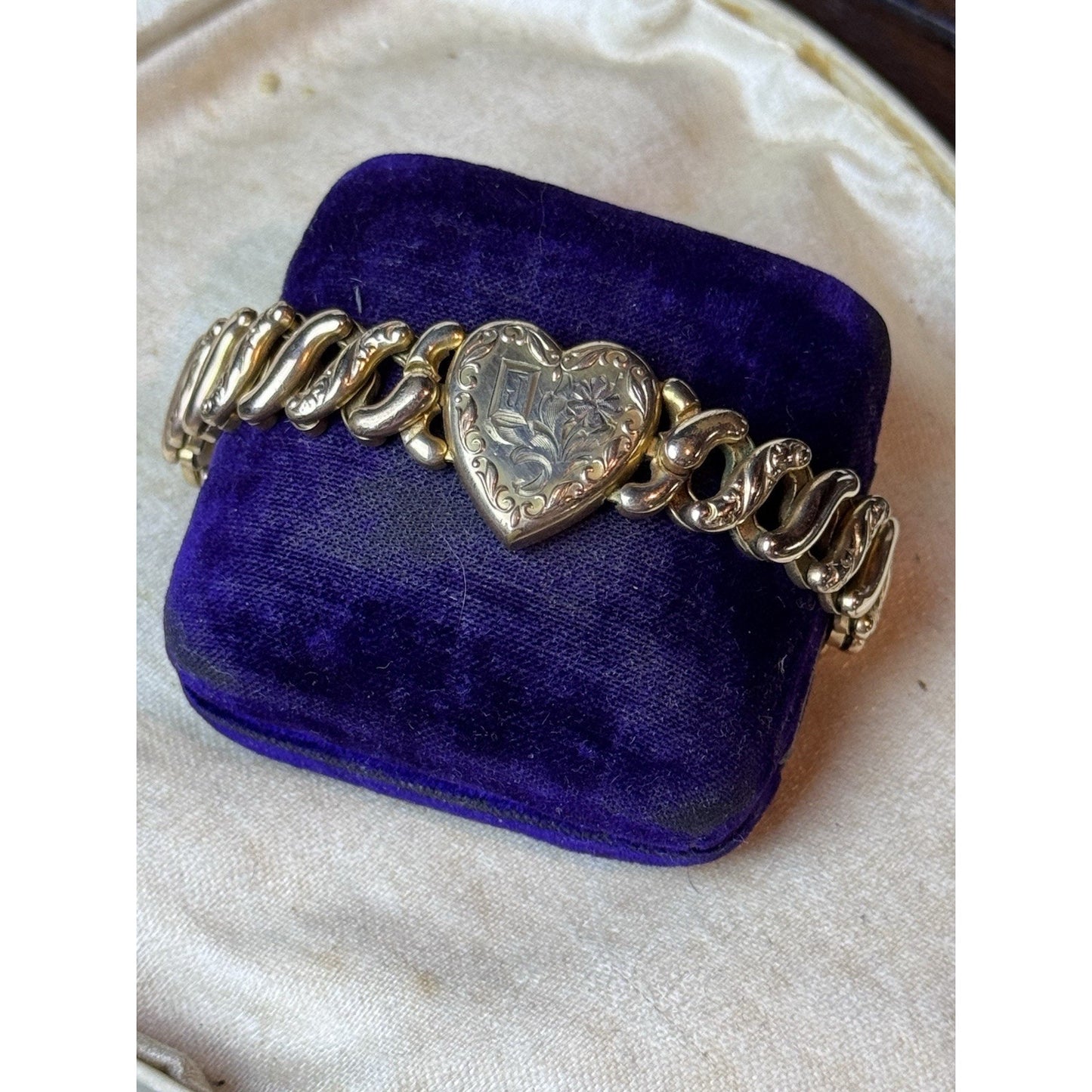 Vintage Pitman & Keeler American Queen Sweetheart Bracelet Gold Filled 1947