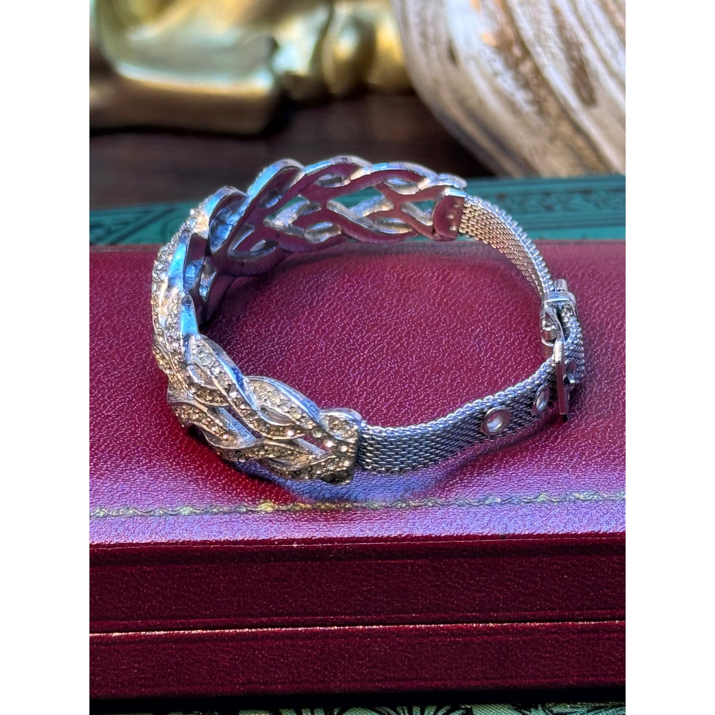 Vintage Silvertone Bracelet Beltstyle Buckle Design 6.25"
