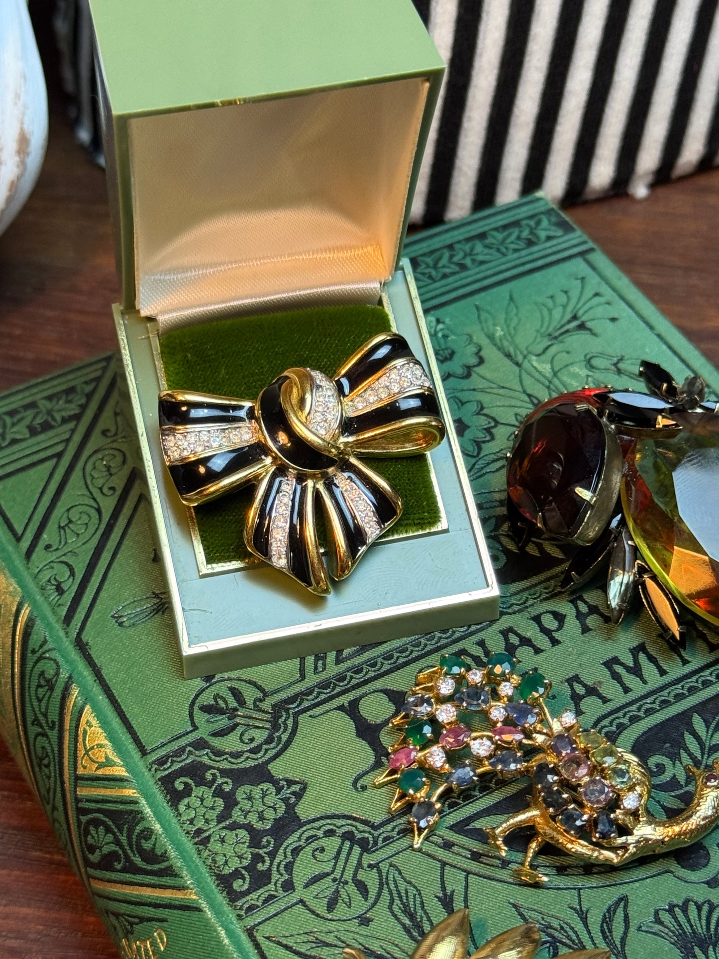 Vintage Lanvin Paris Bow Brooch – Black Enamel & Swarovski Crystal – Signed Lanvin Germany