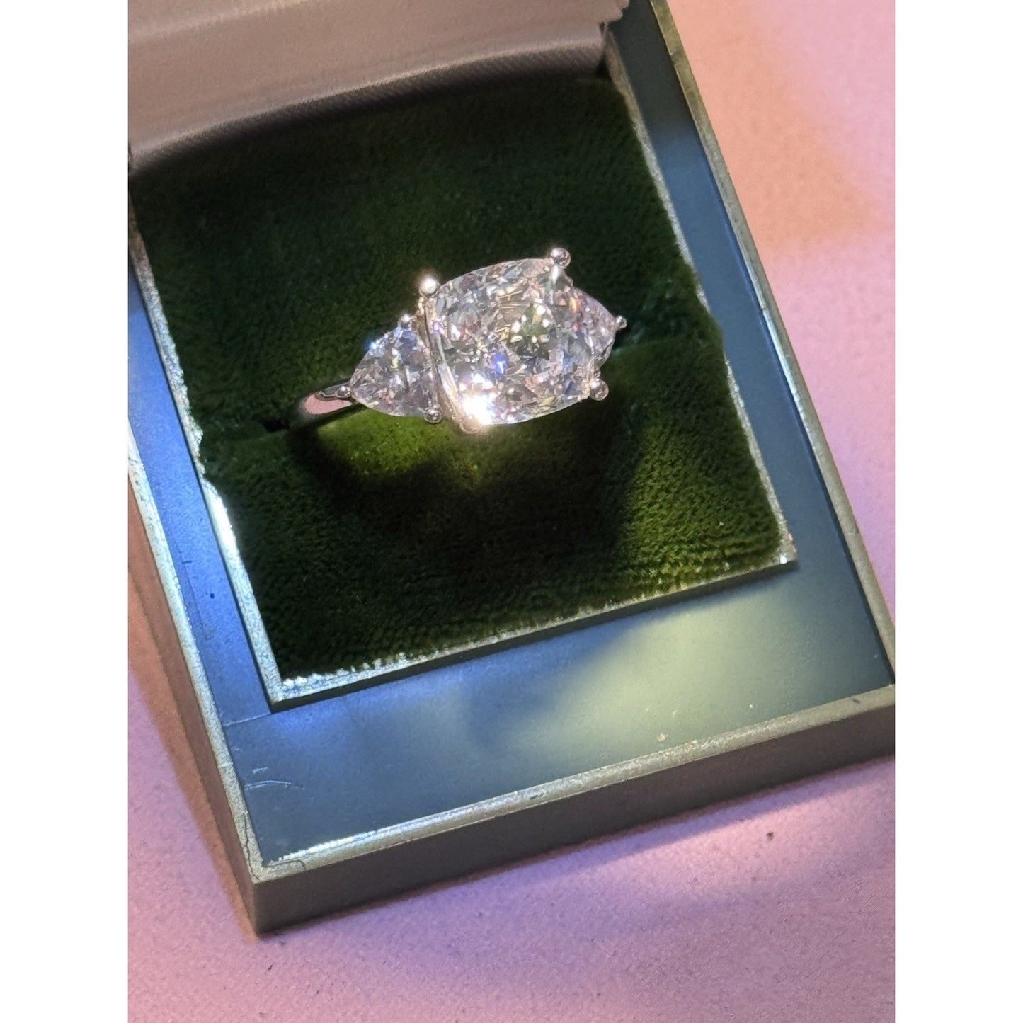 Cubic Zirconia 925 Sterling Silver Ring Size 8 VIETNAM - ESTATE FIND