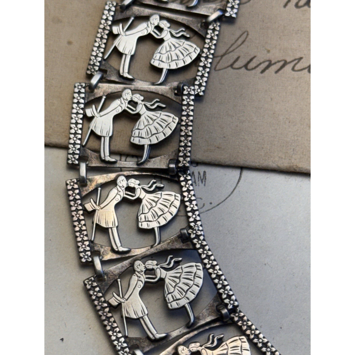 Vintage Sterling Silver Kissing Couple Bracelet Romantic Love Story Panel 6.75”