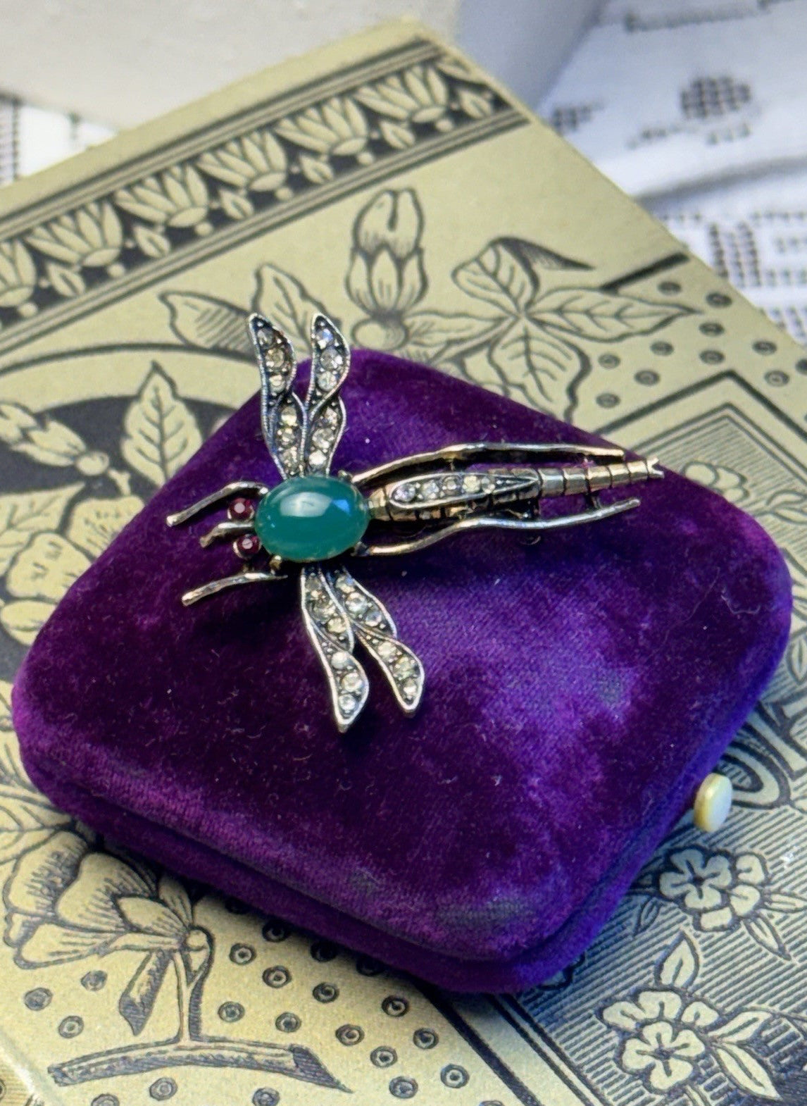 Dragonfly Brooch ART Signed Green Cabochon Rhinestone Goldtone Vintage Pin 1.75”