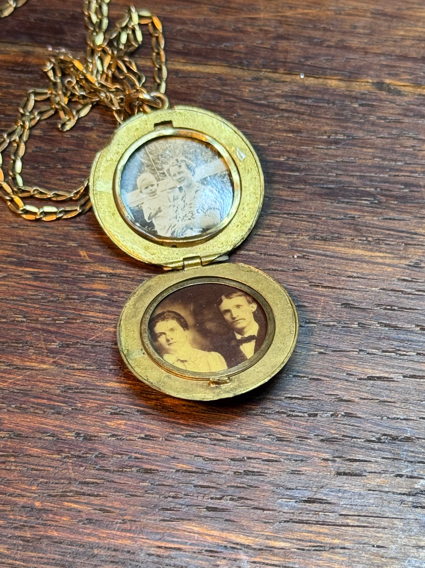 Victorian Rose-Gold Photo Locket Necklace Clear Paste Stones 19”