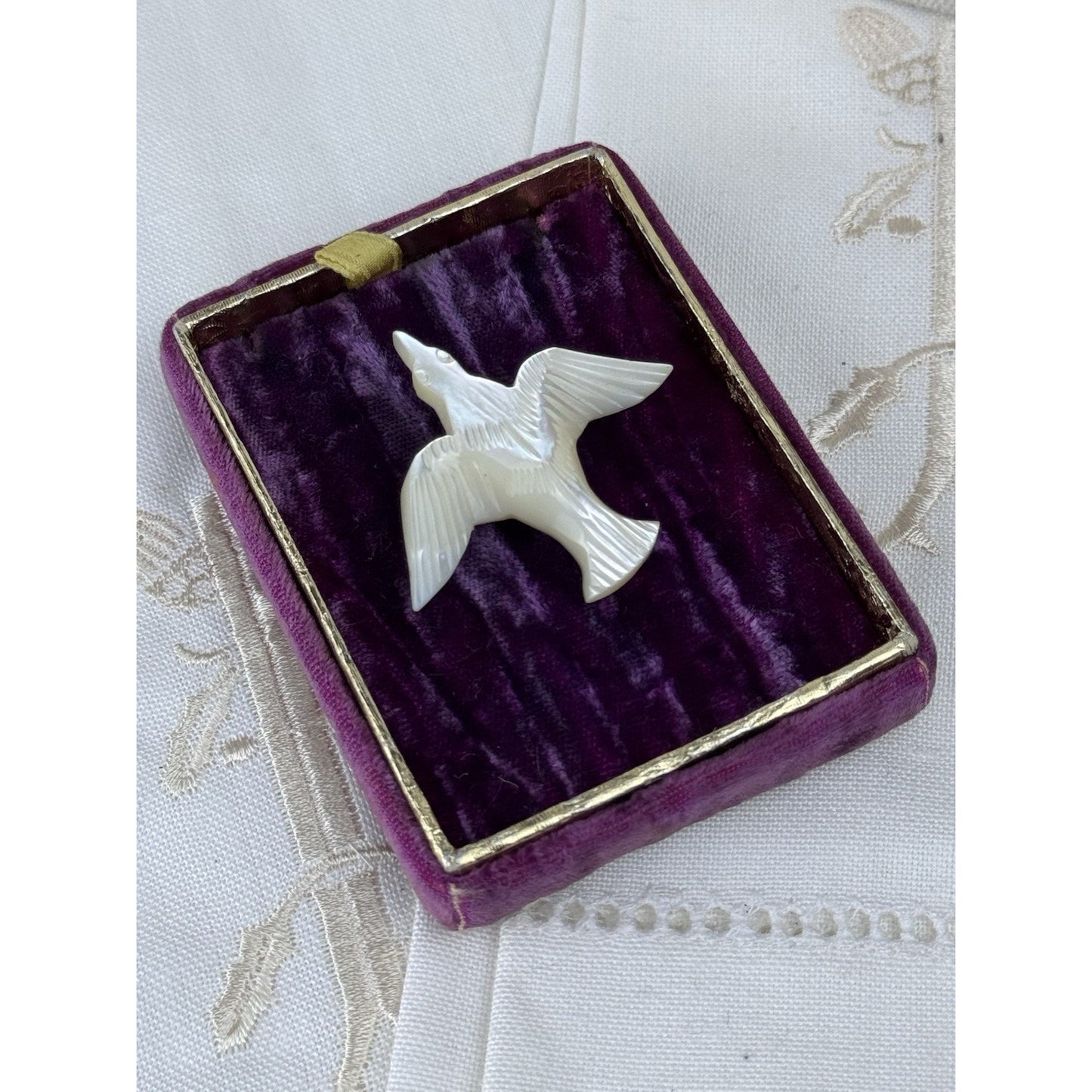 Vintage Bethlehem Mother of Pearl Dove Brooch Hand Carved Bird Pin 1.75”