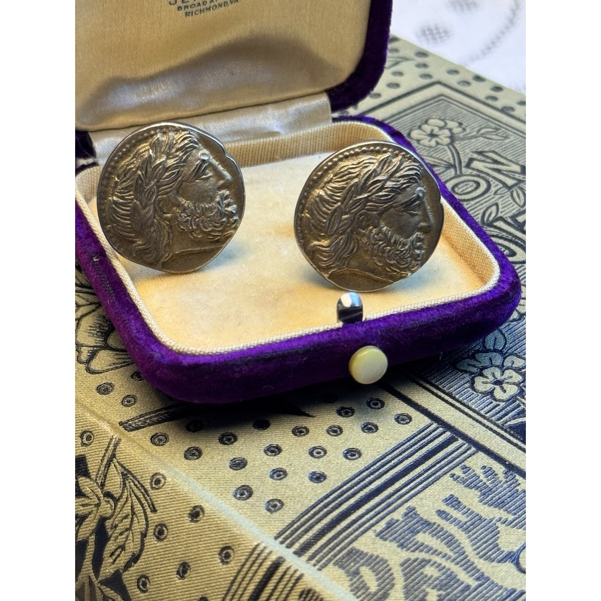 800 Silver Cufflinks Zeus Coin Gold Wash Greek Mythology Round Vintage .87” Pair