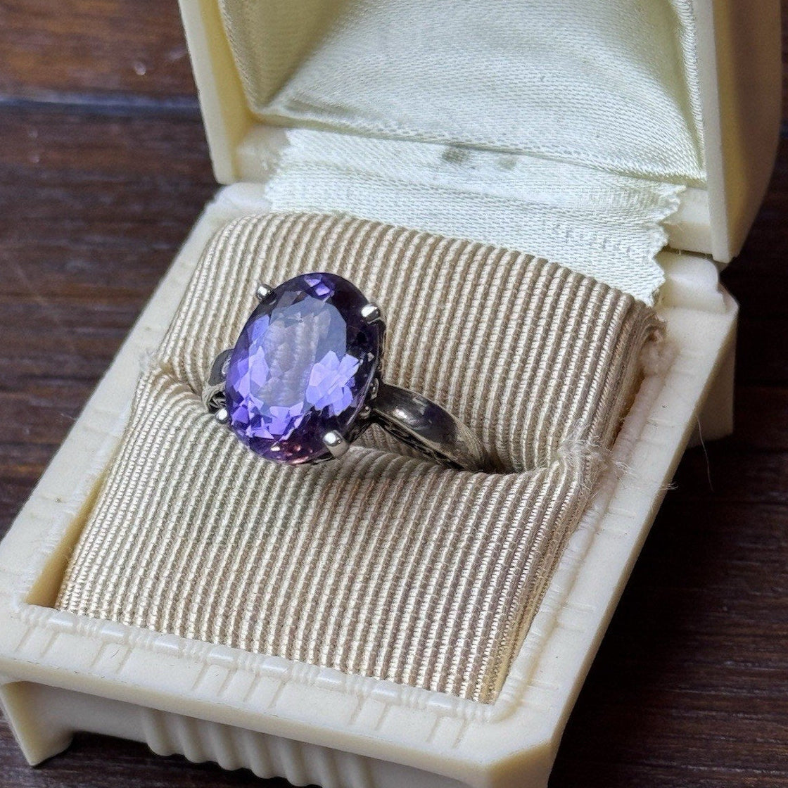Sterling Silver Ring Purple Amethyst Size 7.5 Signed KABANA Estate Jewelry