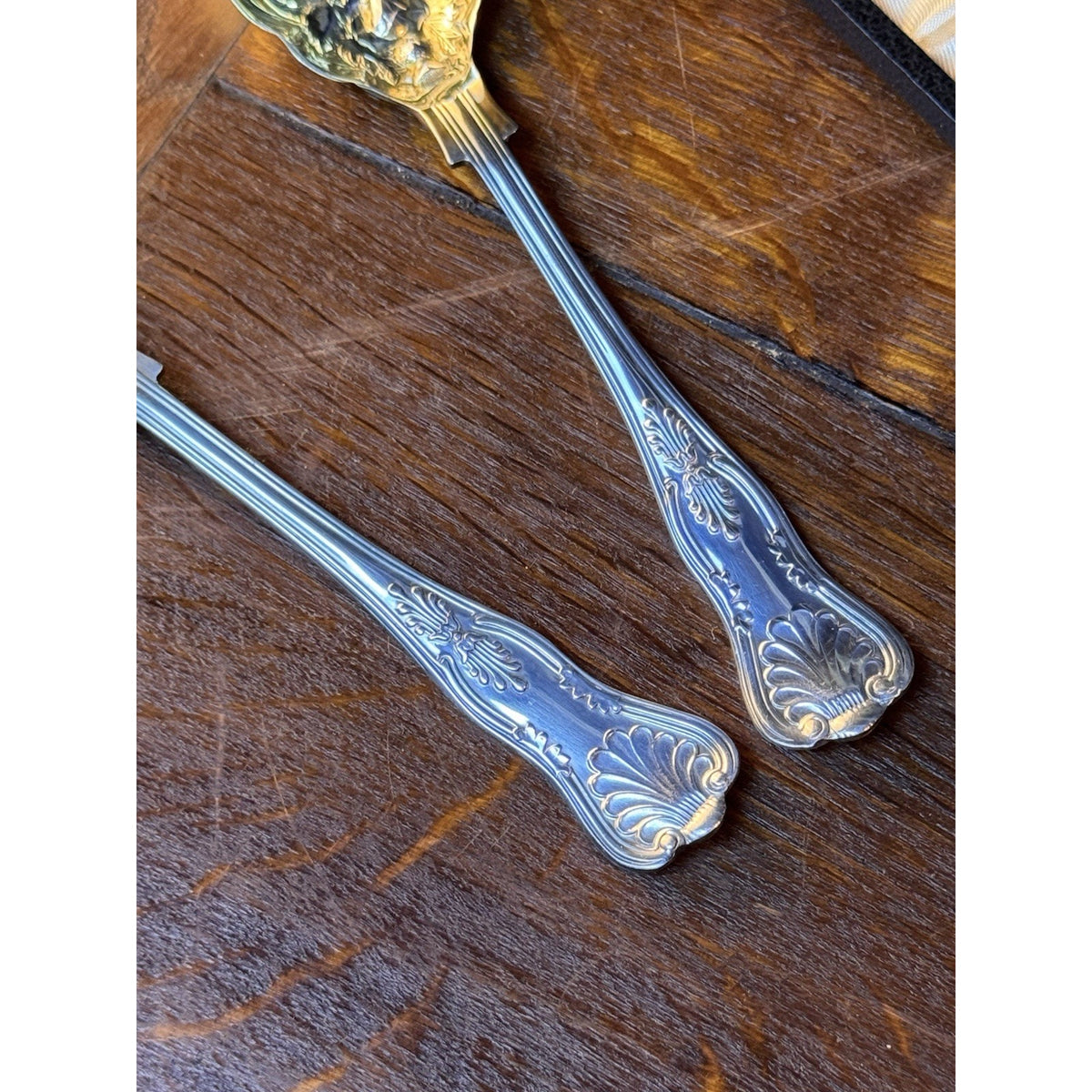 Silverplate Salad Tongs Sheffield Gold Wash Fruit Kings Crown Cased 9”