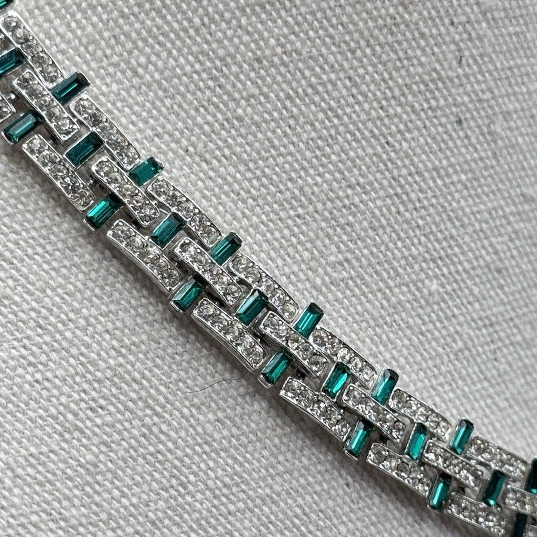 Vintage Necklace Green & Clear Rhinestone Art Deco Style 16.5” Choker