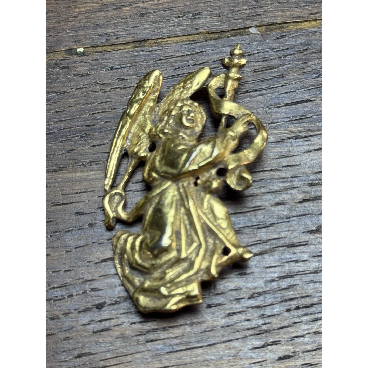 Vintage Alva Museum Replicas Angel Brooch Goldtone Figural Pin 2”