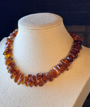 Vintage AMBER Necklace Chunky Graduated Nugget Beads Silvertone Clasp 16”