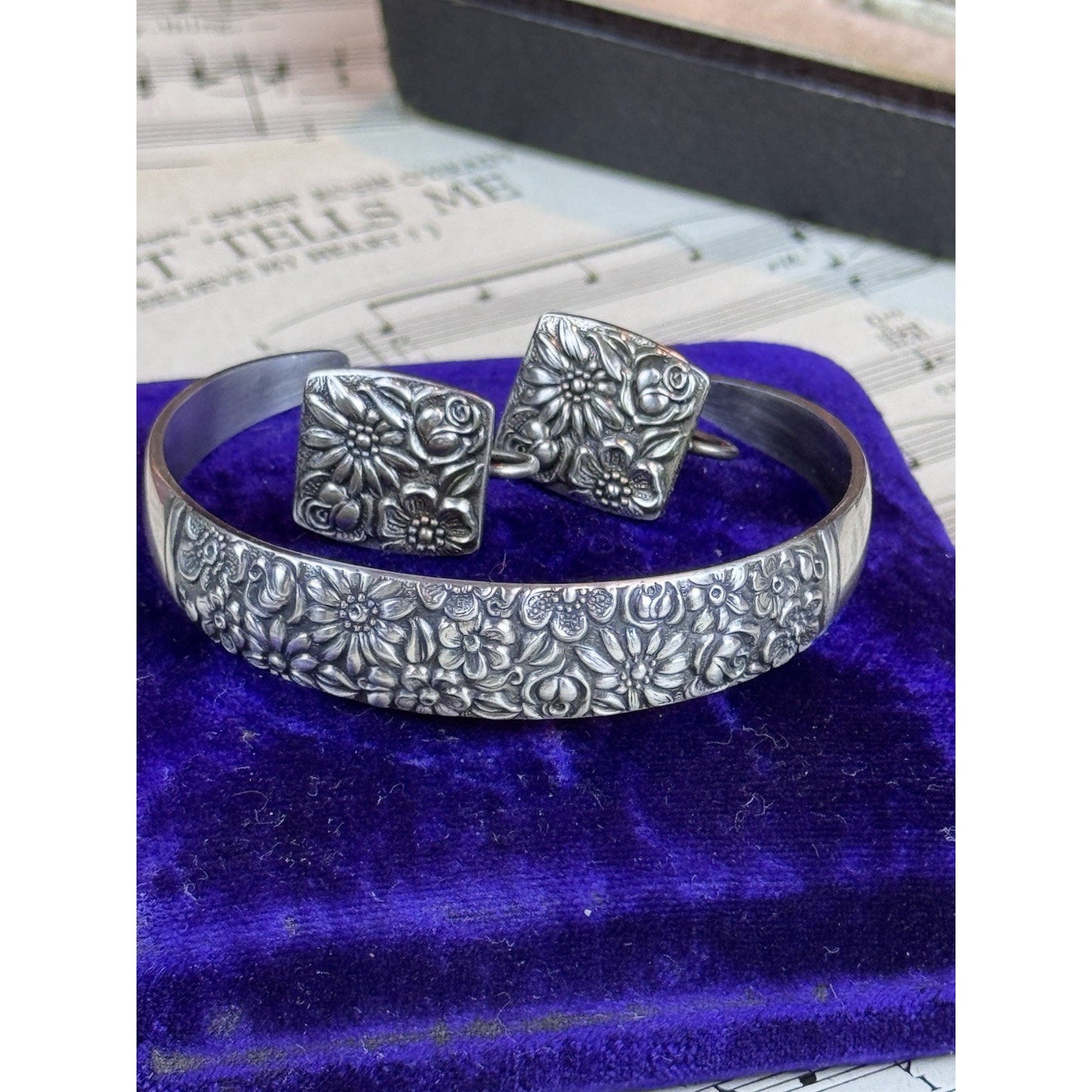 Vintage Sterling Silver Bracelet Earrings Set Contessina 1965 Floral Repoussé