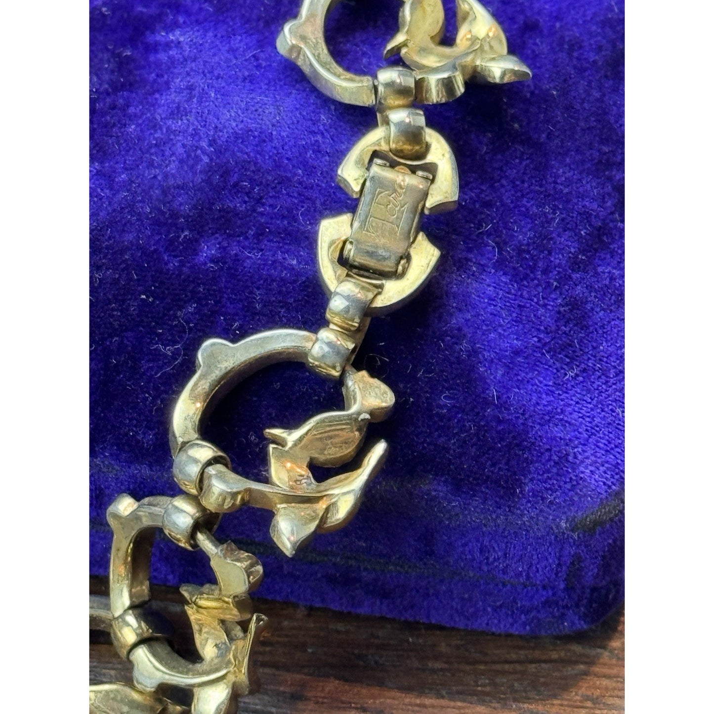 Vintage Tara Goldtone Floral Link Statement Necklace 15.5” x 1” Signed