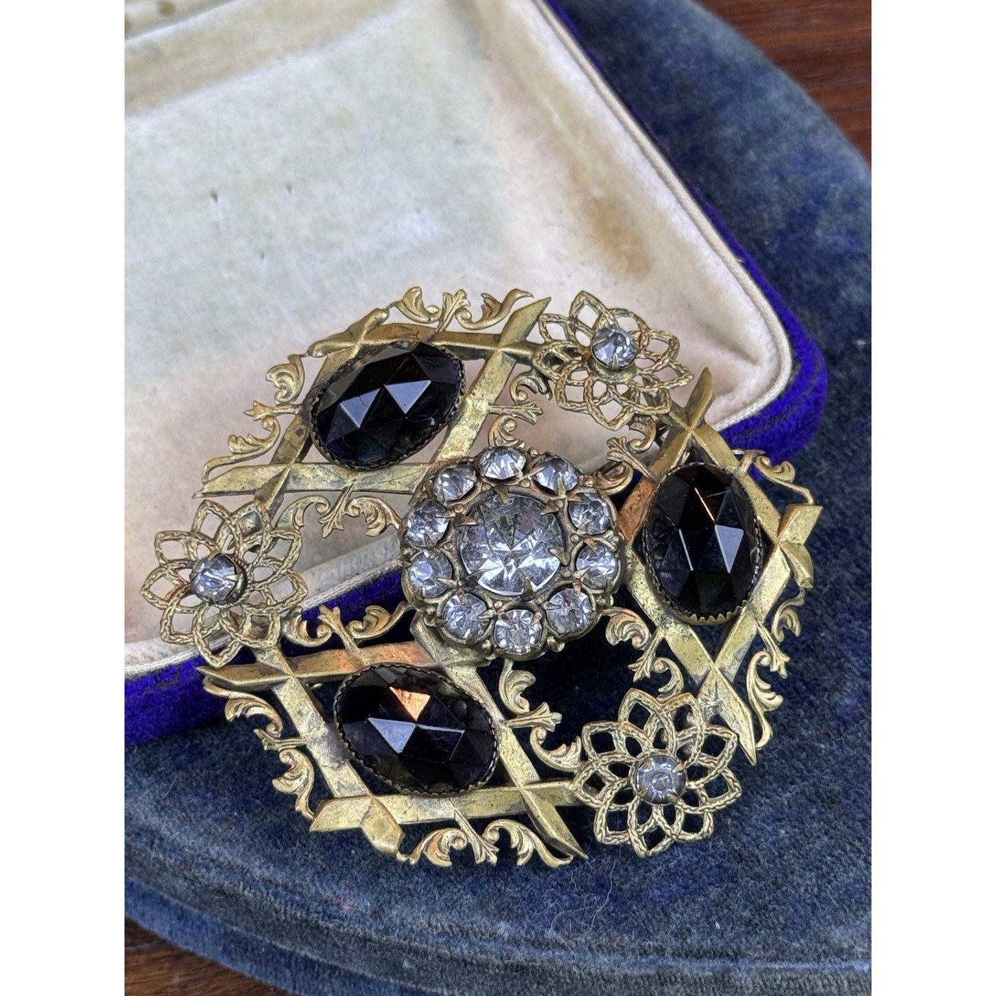 Antique Filigree Brooch Rhinestone Black Glass Floral Goldtone Large 2.5”