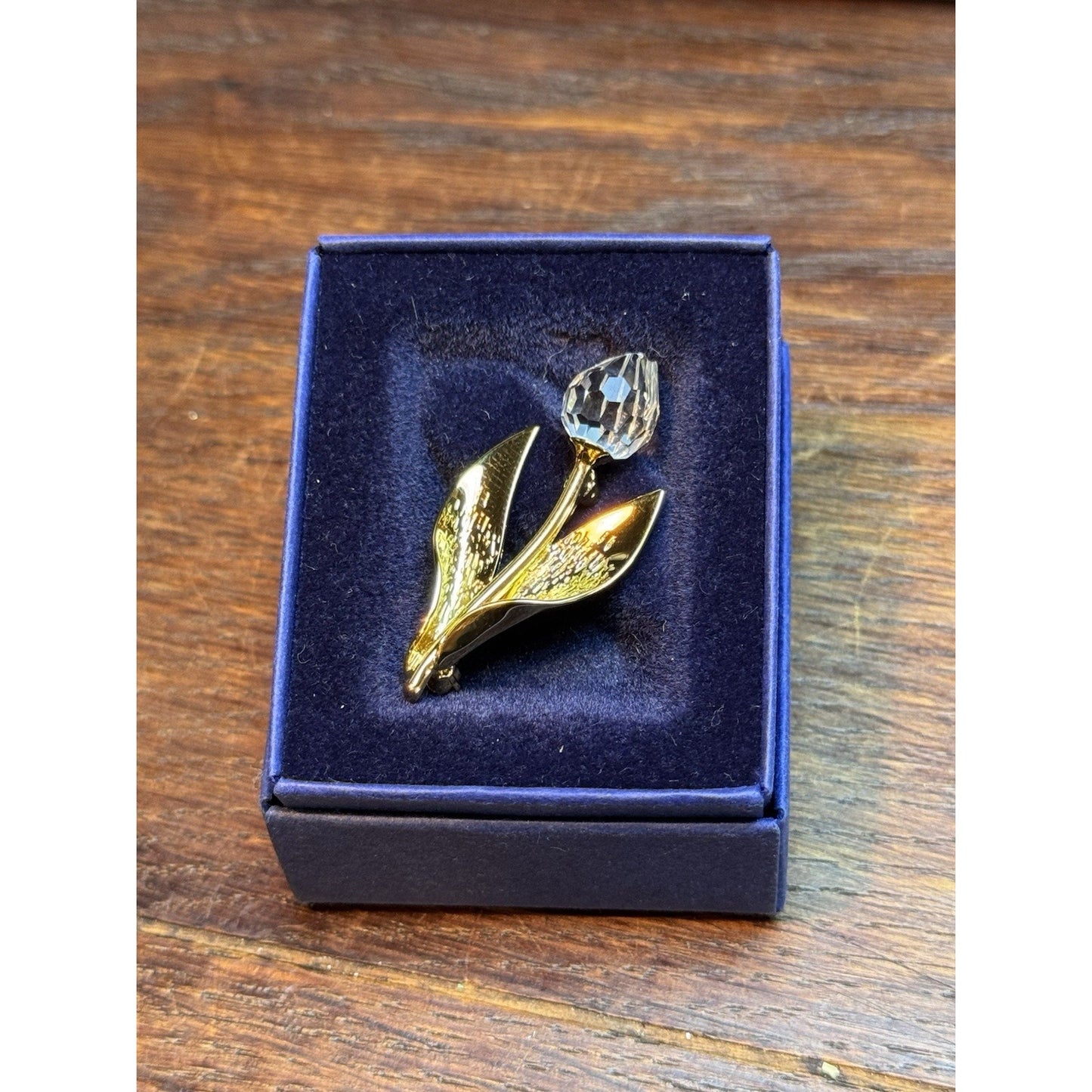 Vintage Swarovski Crystal Tulip Floral Flower Brooch Pin Gold Tone Signed In Box
