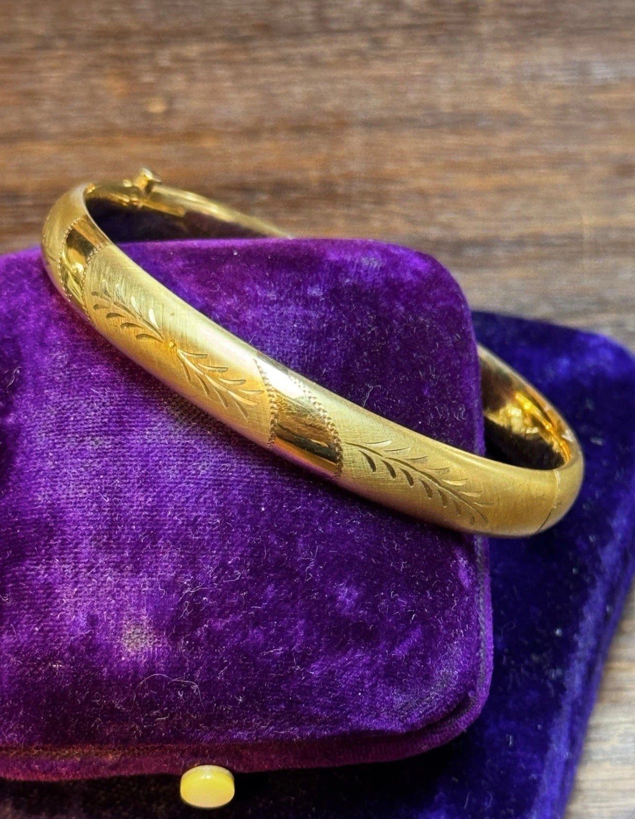 Gold-Filled Bangle Hinged Bracelet Laurel Engraved 7” VINTAGE  “12K GF”