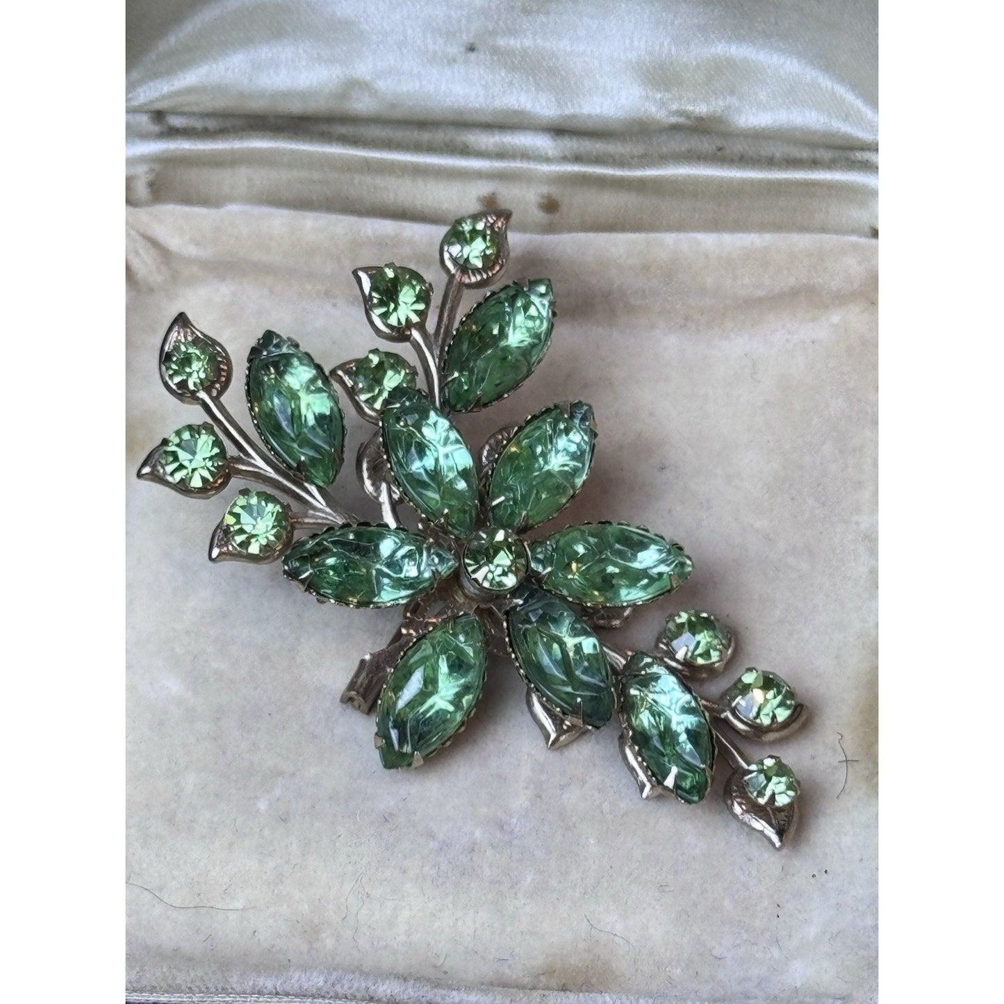 Green Brooch Lucite Rhinestone Goldtone Floral Spray Pin 2.75” VINTAGE