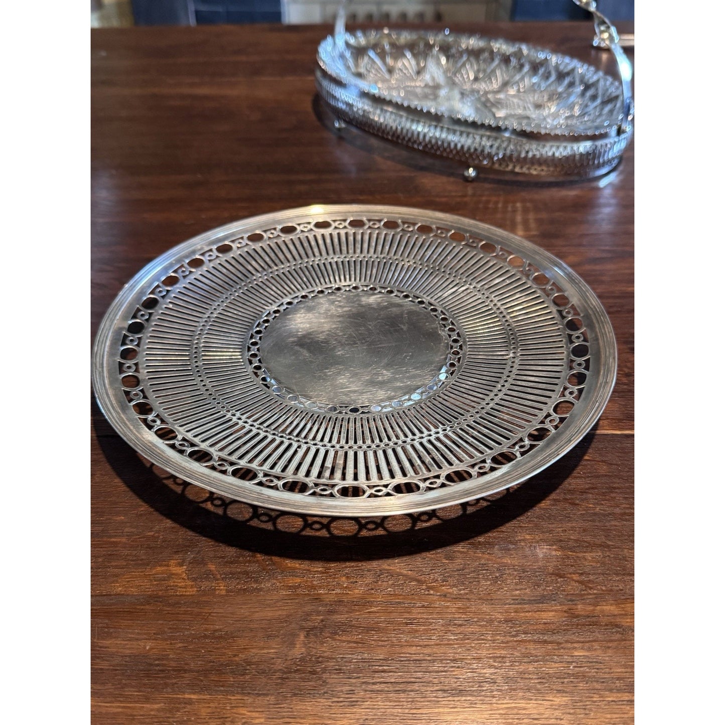 Silverplate Cake Plate Pierced Petit Fours Serving Plate Meriden 10” Vintage