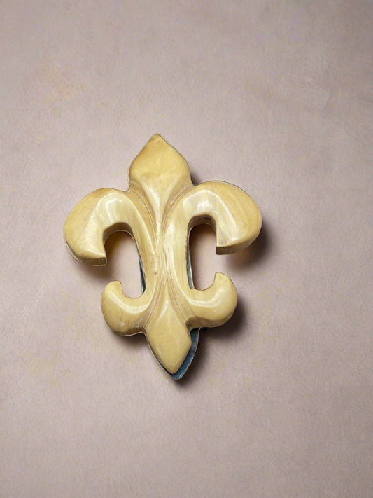 Vintage Cream Caramel Bakelite Fleur De Lys Dress Clip