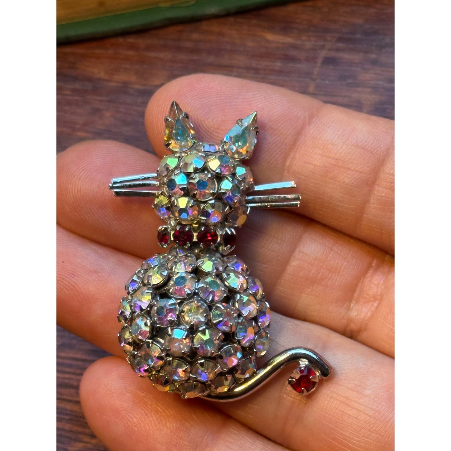 Vintage WARNER Cat Brooch AB Rhinestone Red Eyes Silvertone Figural 1.75'