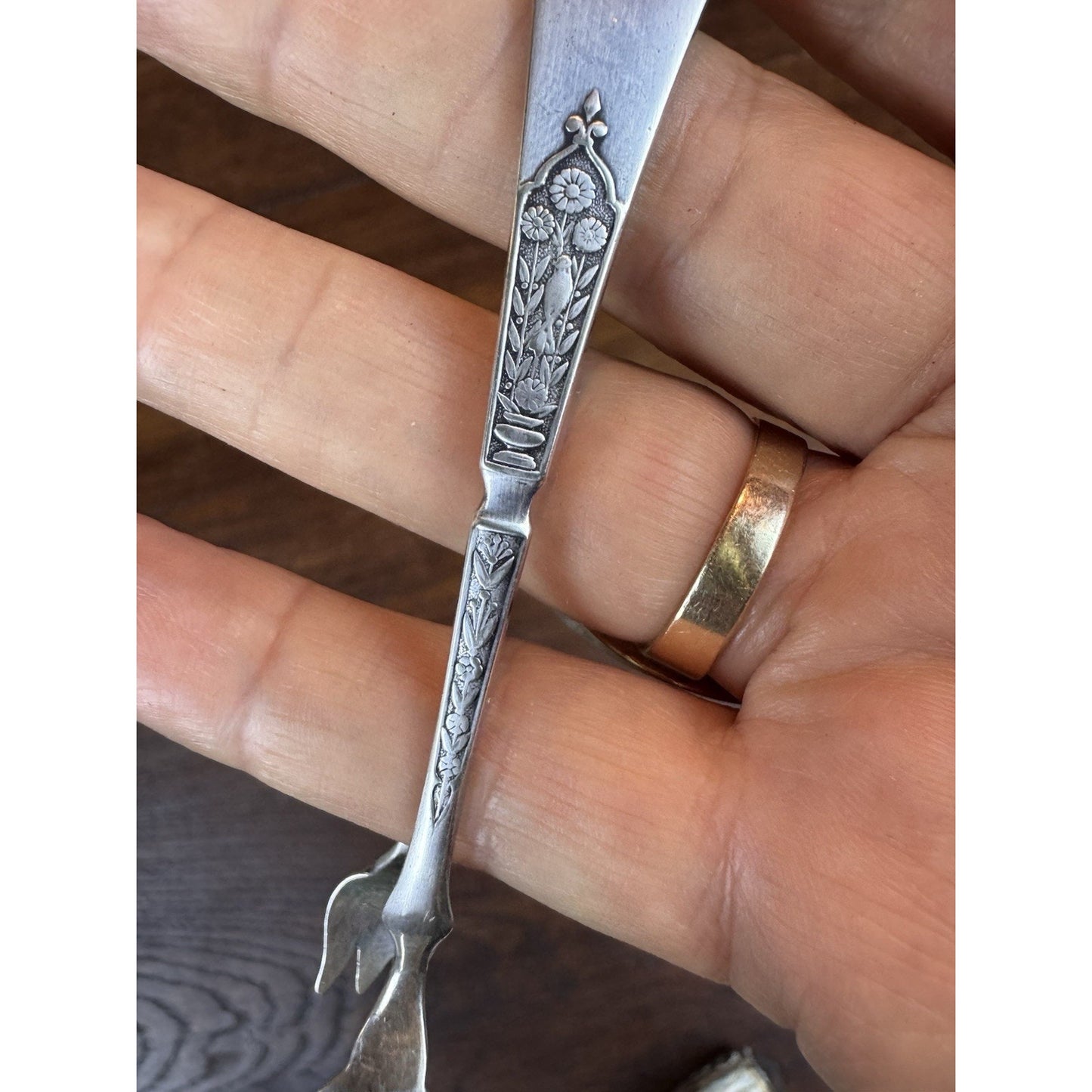 Antique Silverplate Sugar Tongs Reed & Barton Aesthetic Movement Bird Floral 5”
