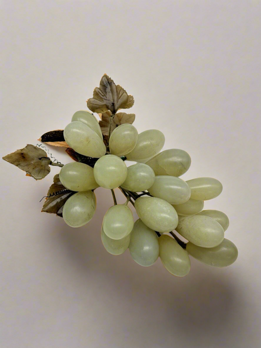 Vintage Grape Alabaster Jade Stone Cluster Light Grapes 5 Leaves