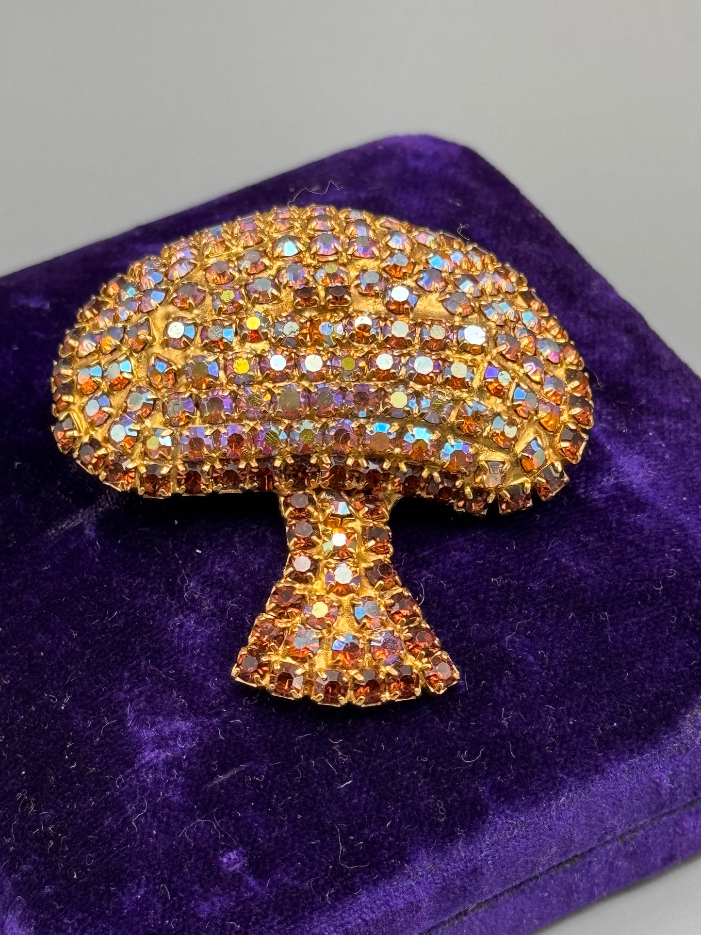 Vintage Rhinestone Mushroom Brooch Goldtone Aurora Borealis 2″