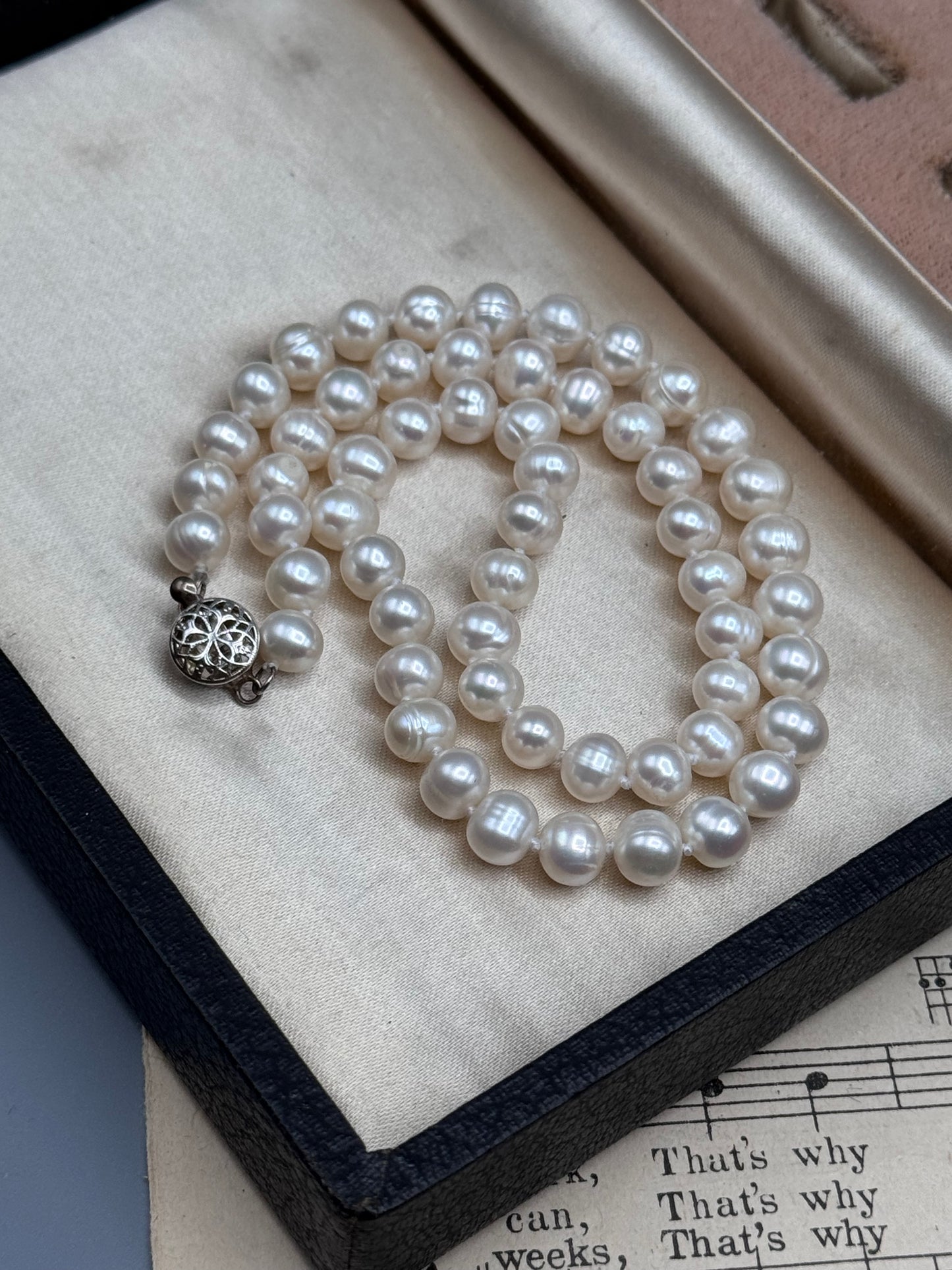 Vintage Cultured Pearl Necklace 7mm Knotted Strand 16.5” Filigree Clasp White