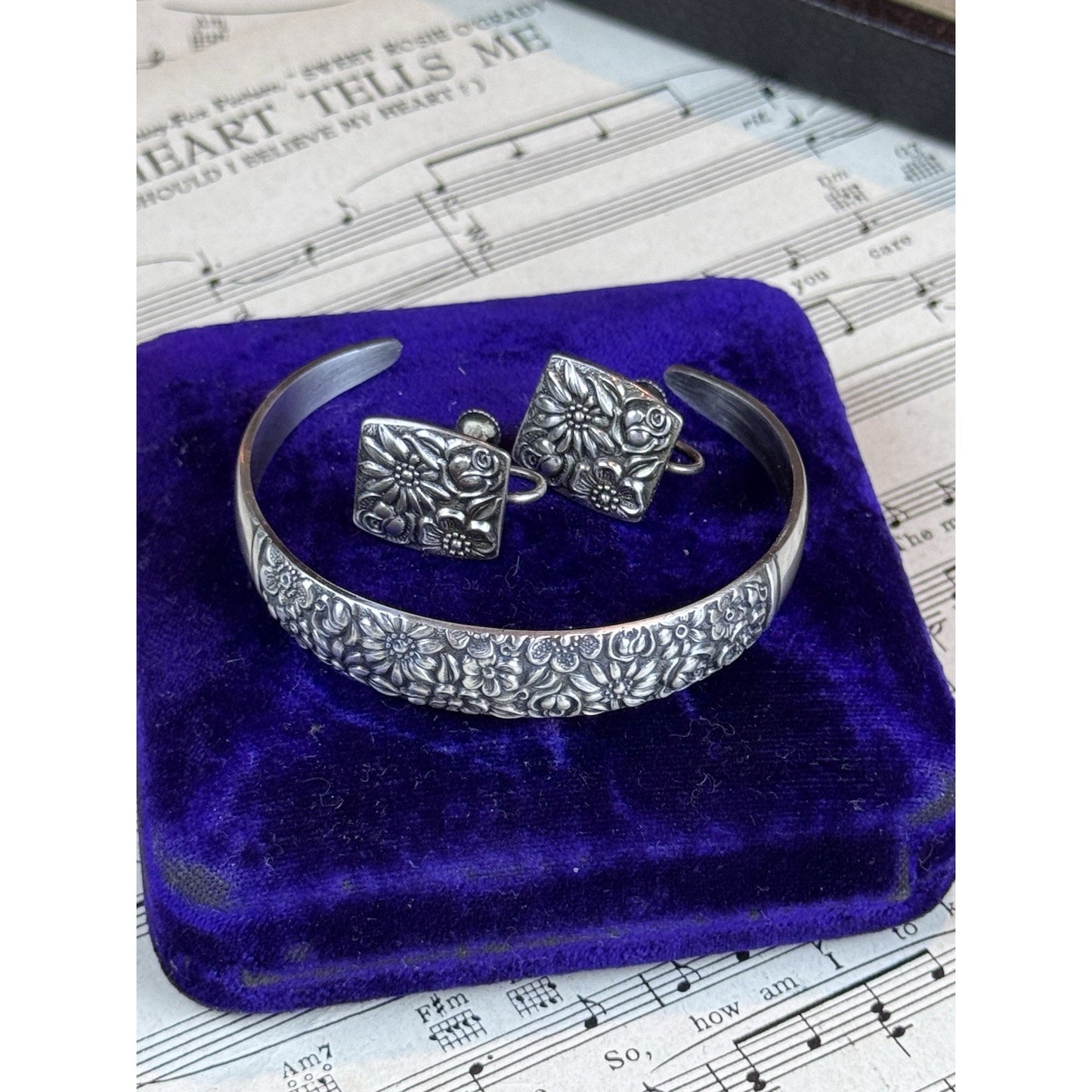 Vintage Sterling Silver Bracelet Earrings Set Contessina 1965 Floral Repoussé