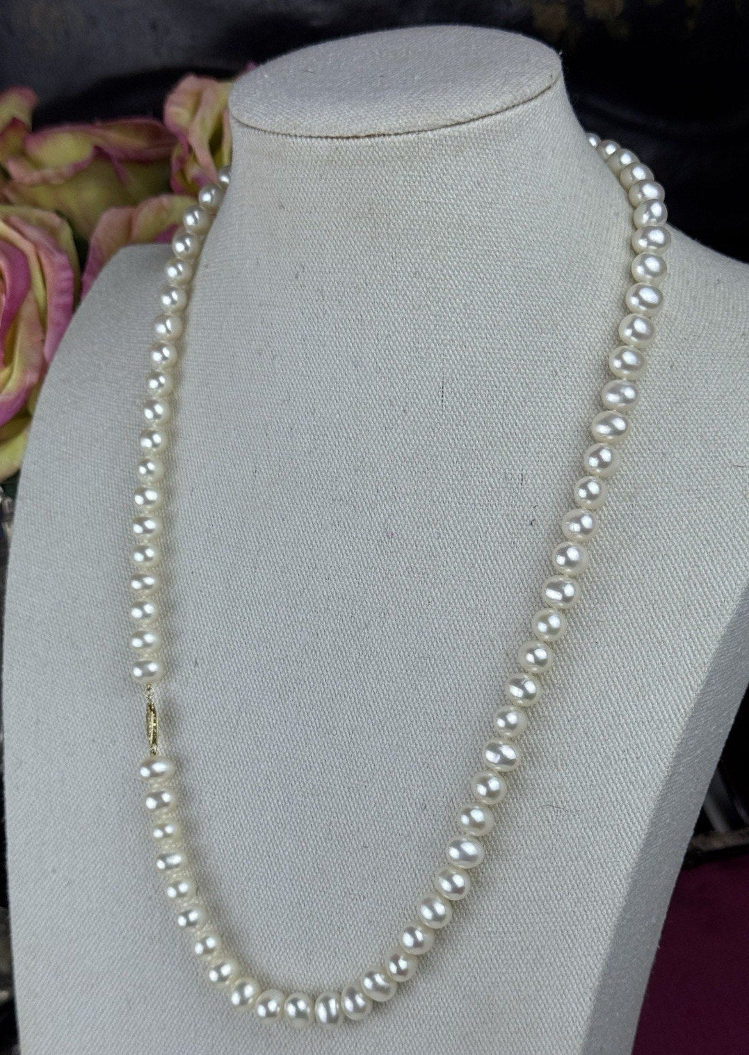 Cultured Pearl Necklace 23.5” Knotted 14K Gold Clasp 8mm FIC Pearls VINTAGE