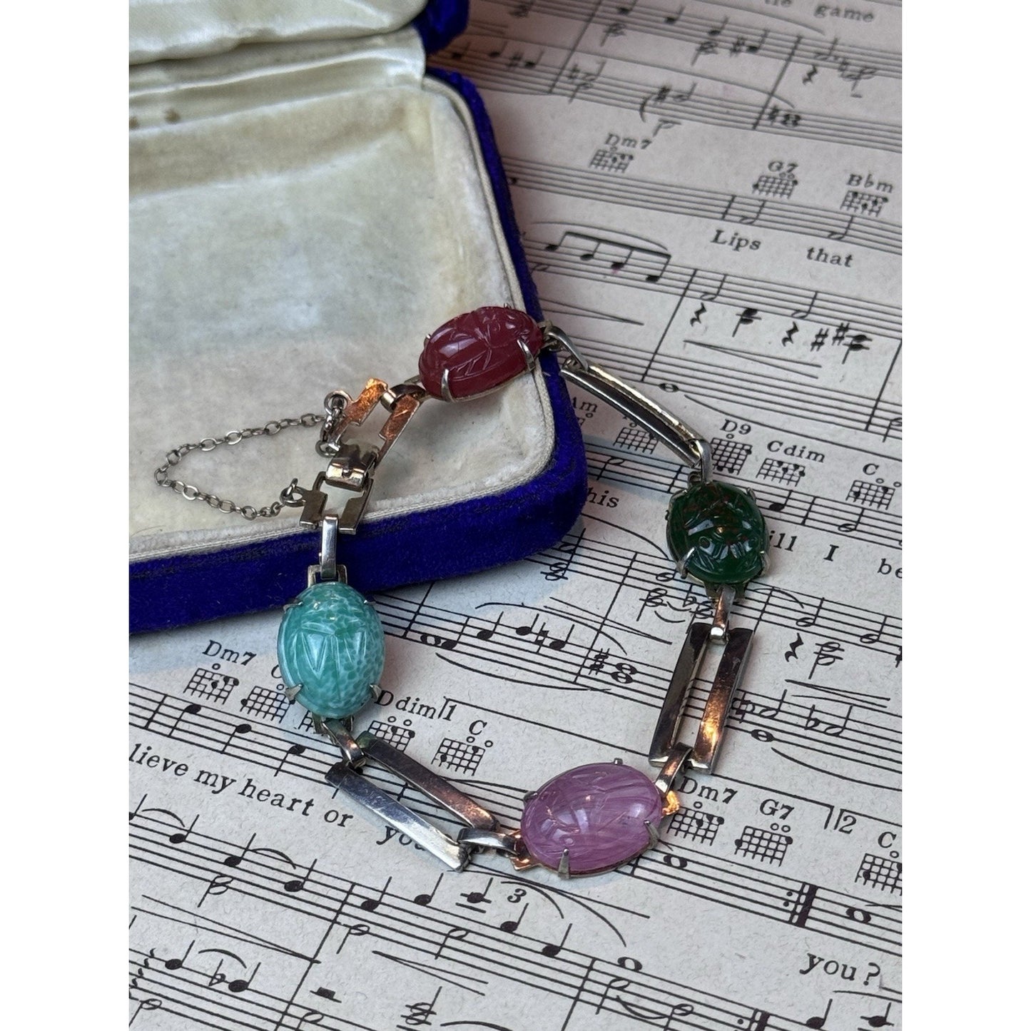 Vintage Silvertone Glass Scarab Bracelet Egyptian Revival 7.5” Pink Green Blue