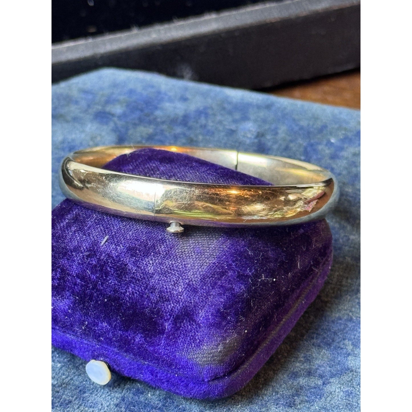 Vintage Krementz Gold Filled Hinged Bangle Bracelet Signed Fits 7” Classic