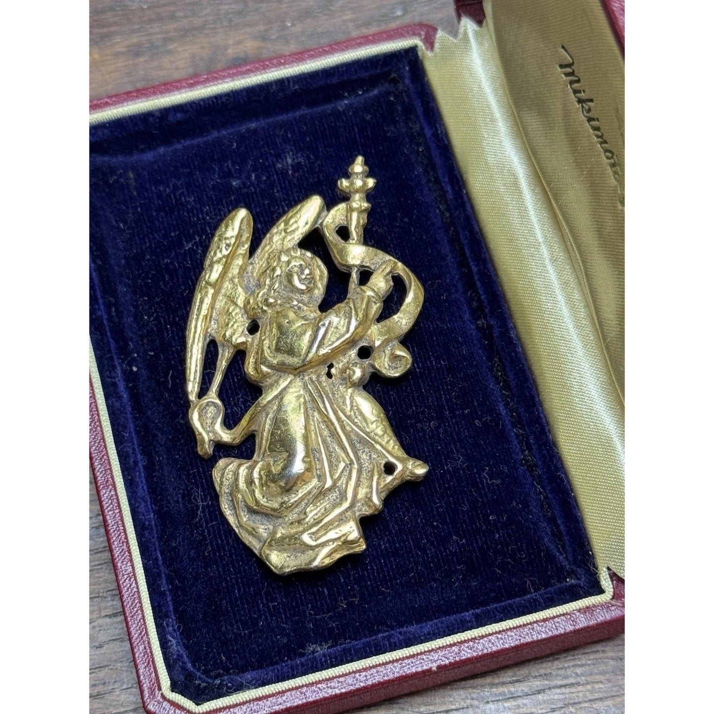 Vintage Alva Museum Replicas Angel Brooch Goldtone Figural Pin 2”