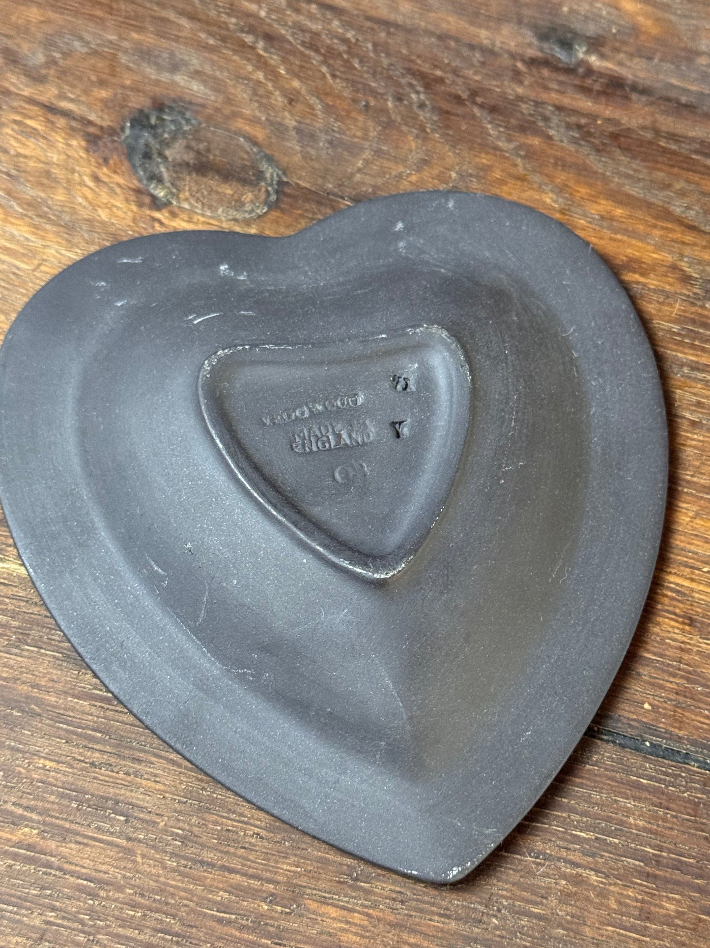 Vintage Wedgwood Jasperware Heart Dish Black White Three Graces 4.5”