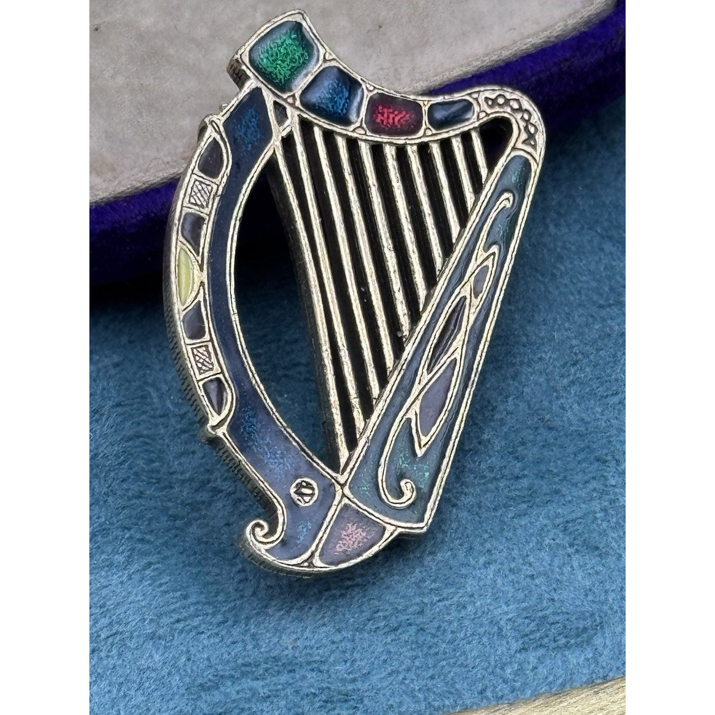 Vintage Irish Harp Brooch Enamel Goldtone Celtic Music Pin 1.5”