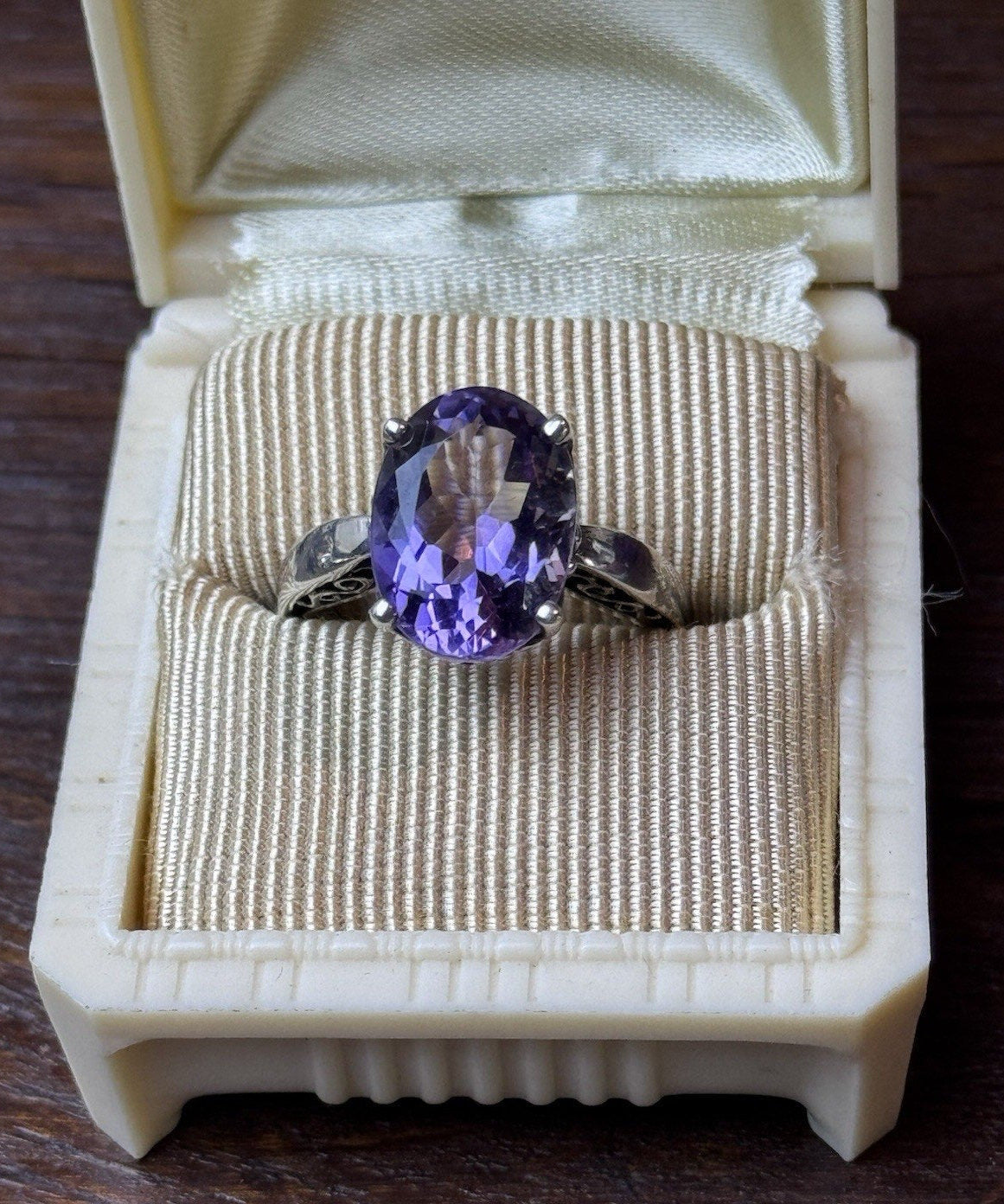 Sterling Silver Ring Purple Amethyst Size 7.5 Signed KABANA Estate Jewelry