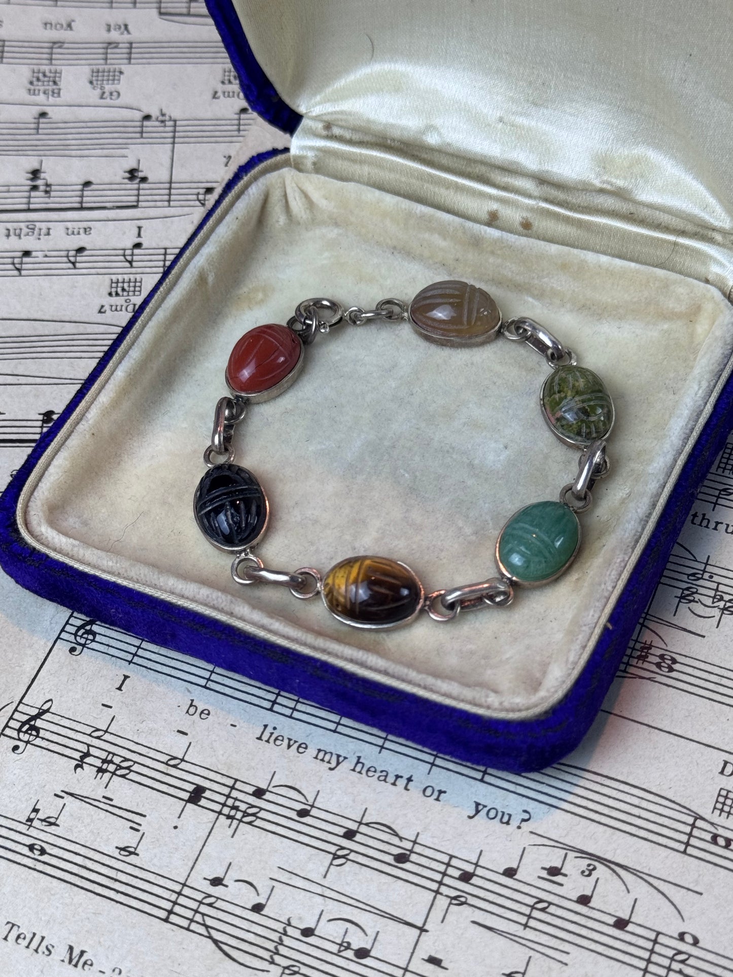 Vintage 925 Sterling Silver Scarab Bracelet Carved Stone 7” Egyptian Revival