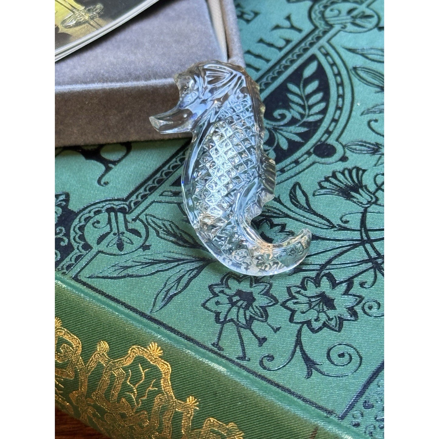 WATERFORD CRYSTAL SEAHORSE BROOCH PIN 1.75” In Original Box
