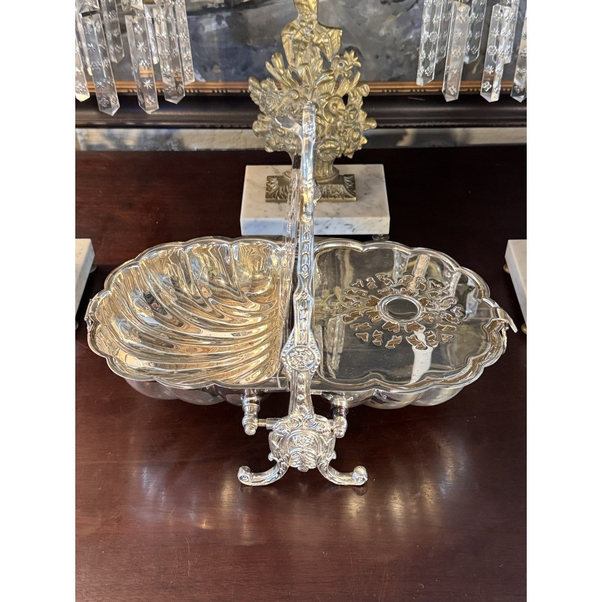 Victorian Style Silverplate Shell Biscuit Box Ornate Folding Server F.B. Rogers 10.5” READ‼️