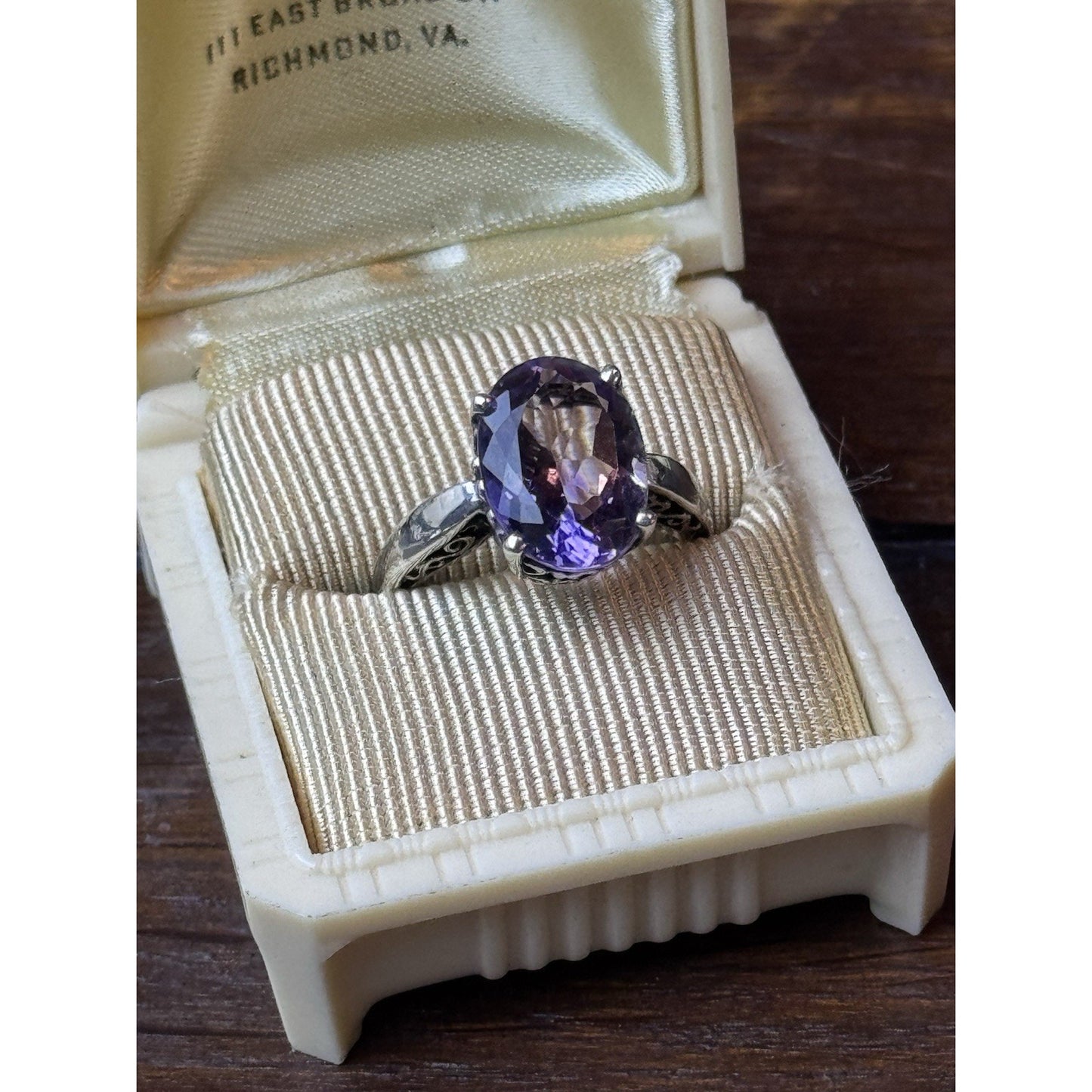 Sterling Silver Ring Purple Amethyst Size 7.5 Signed KABANA Estate Jewelry