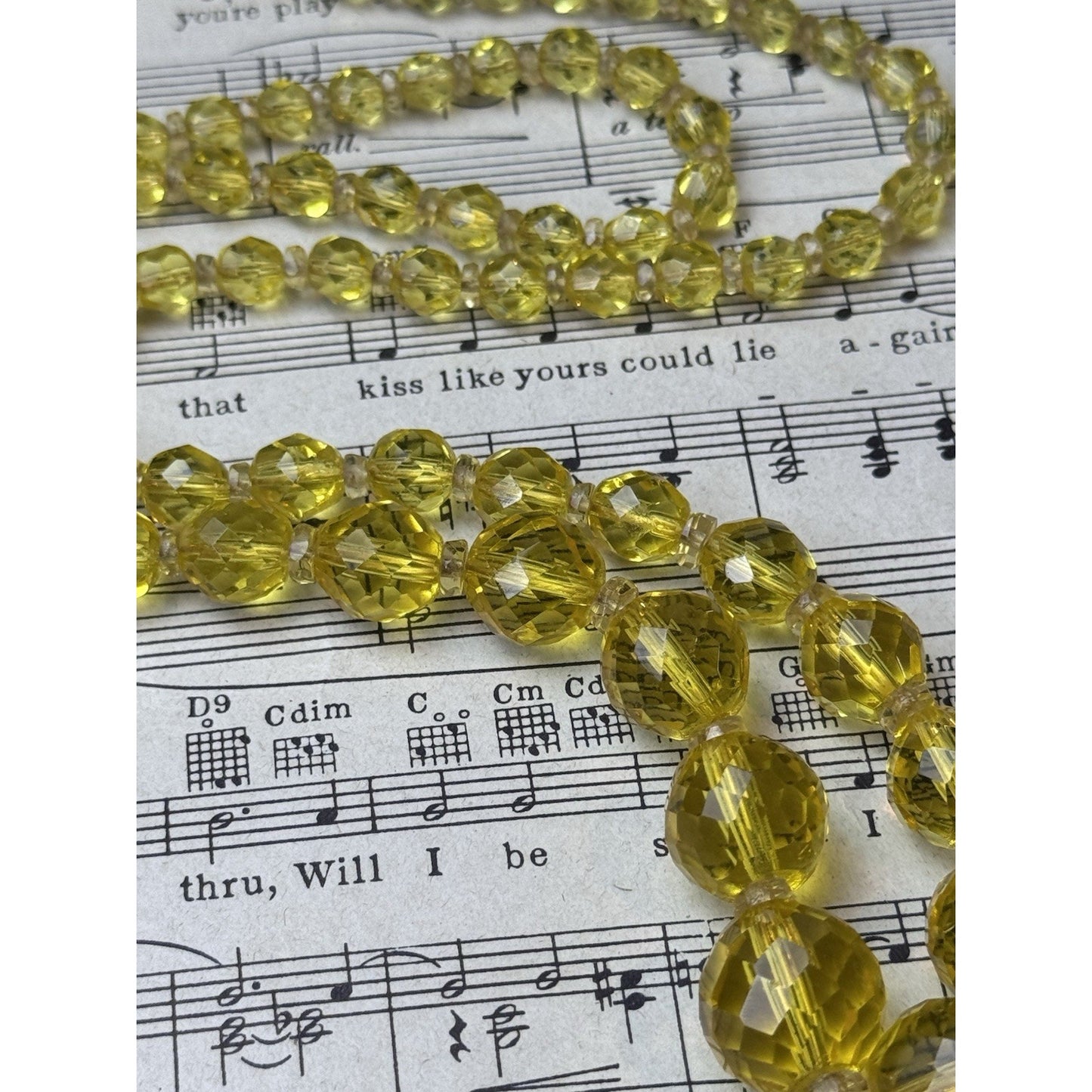 Vintage Lemon Glass Bead Necklace Faceted Graduated 27” No Clasp Czech Style