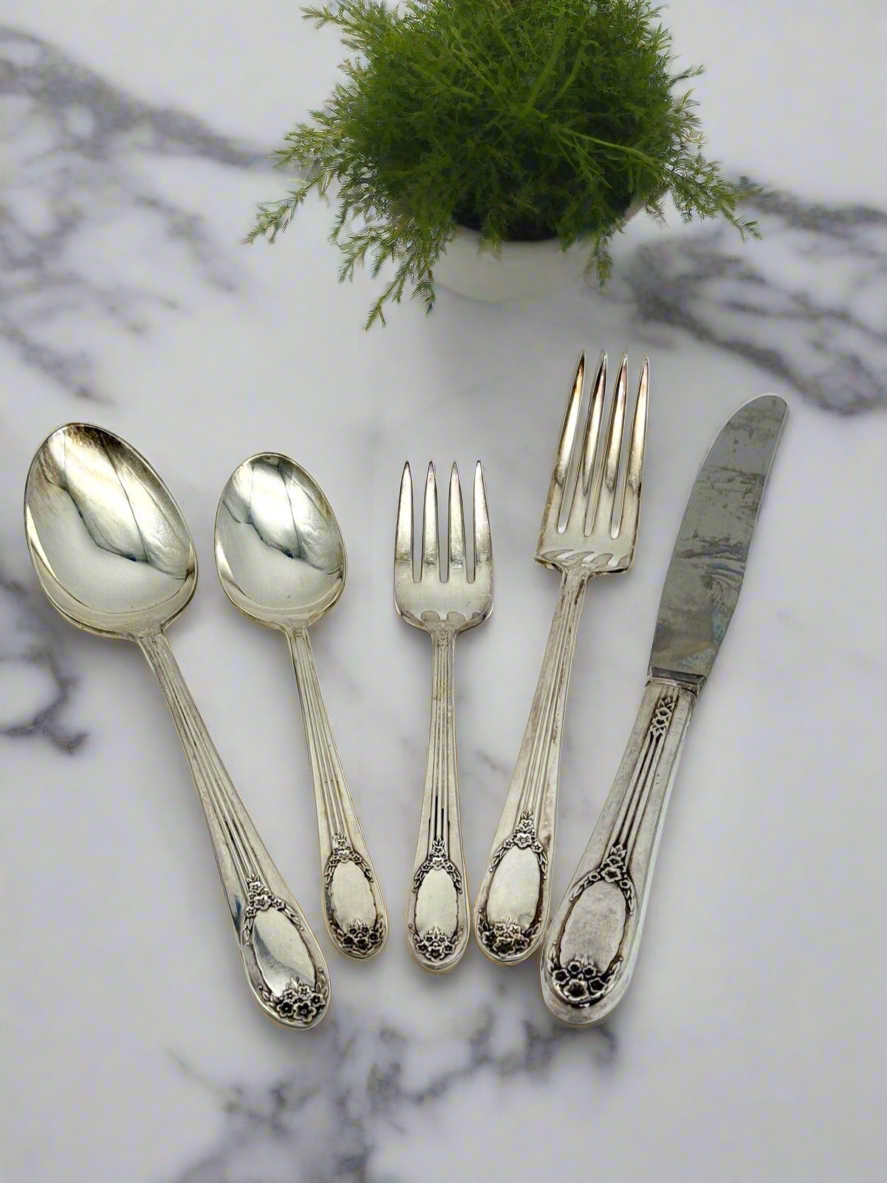 55 Piece Garland Rapture 1937 Silverware Set For 8 With Storage Box