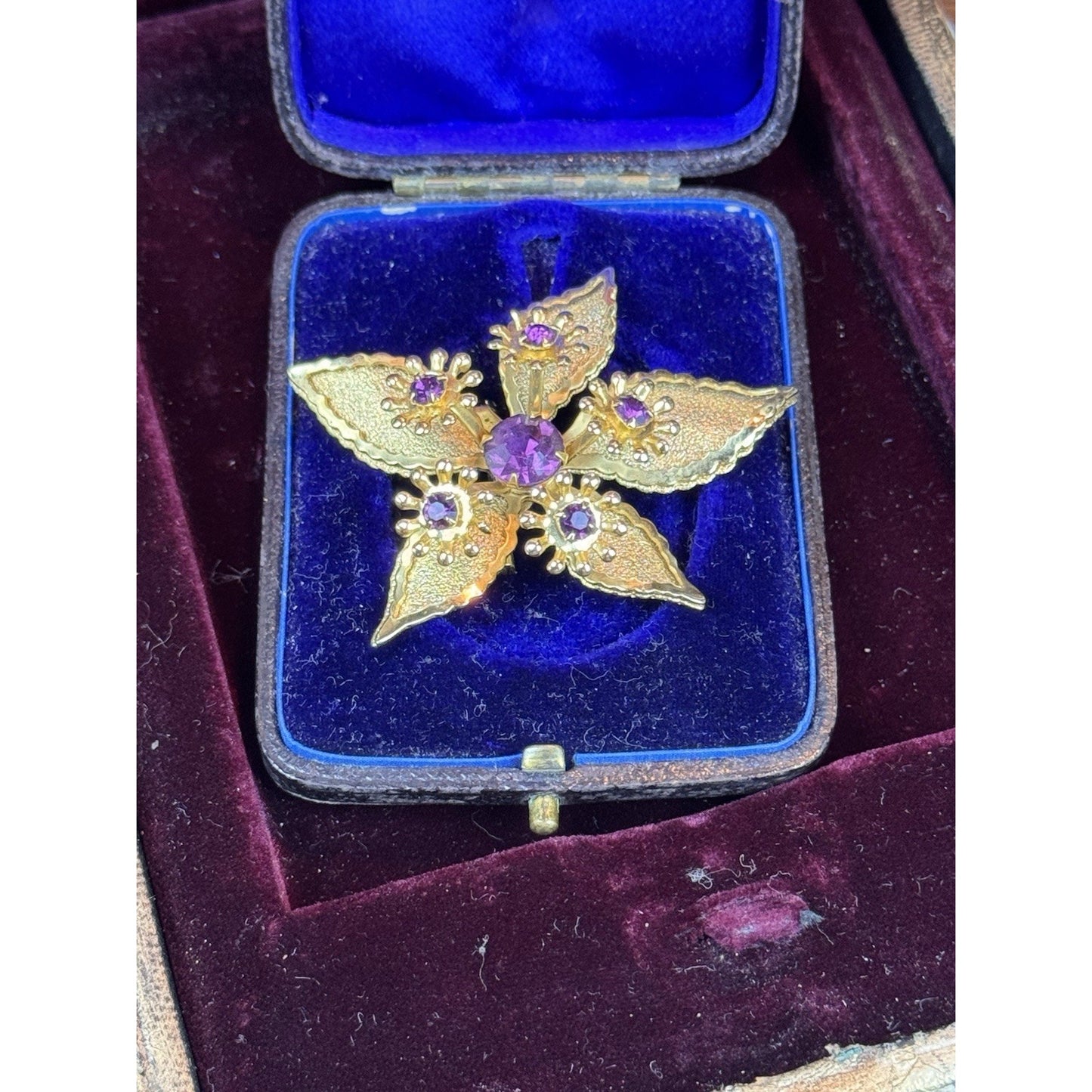 Vintage Purple Rhinestone Brooch Goldtone Flower Floral Statement Jewelry Pin 2”