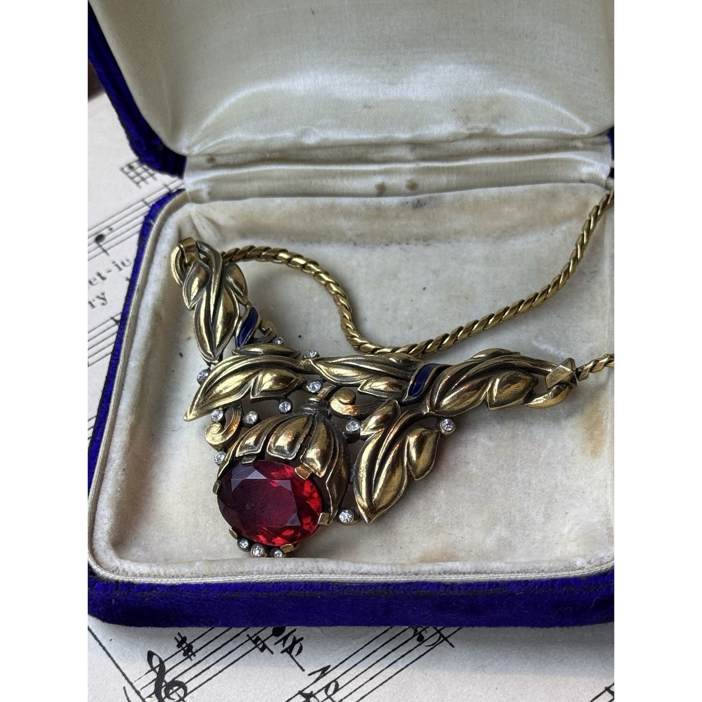Vintage Trifari Alfred Philippe Bell Flowers Necklace Ruby Red Glass 16.5”