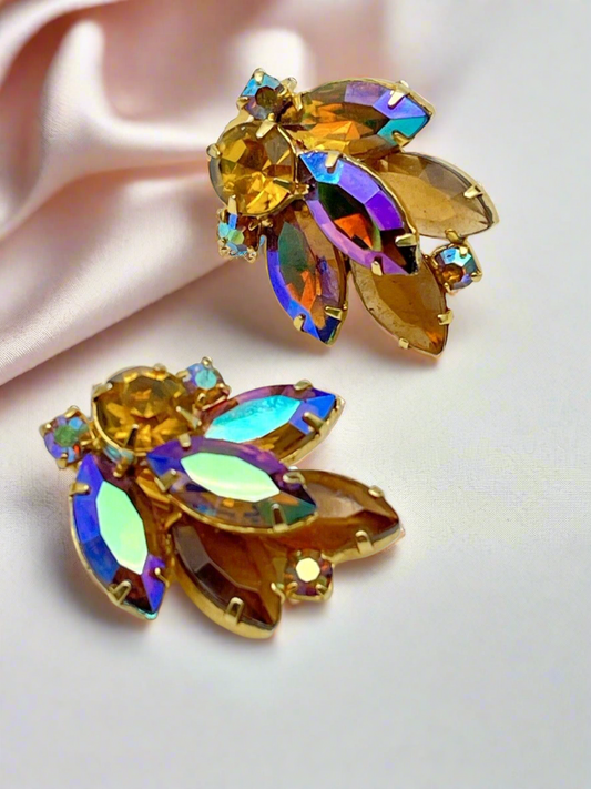 Vintage JULIANA Aurora Borealis Rhinestone Clip-on Earrings Amber Tones ESTATE QUALITY