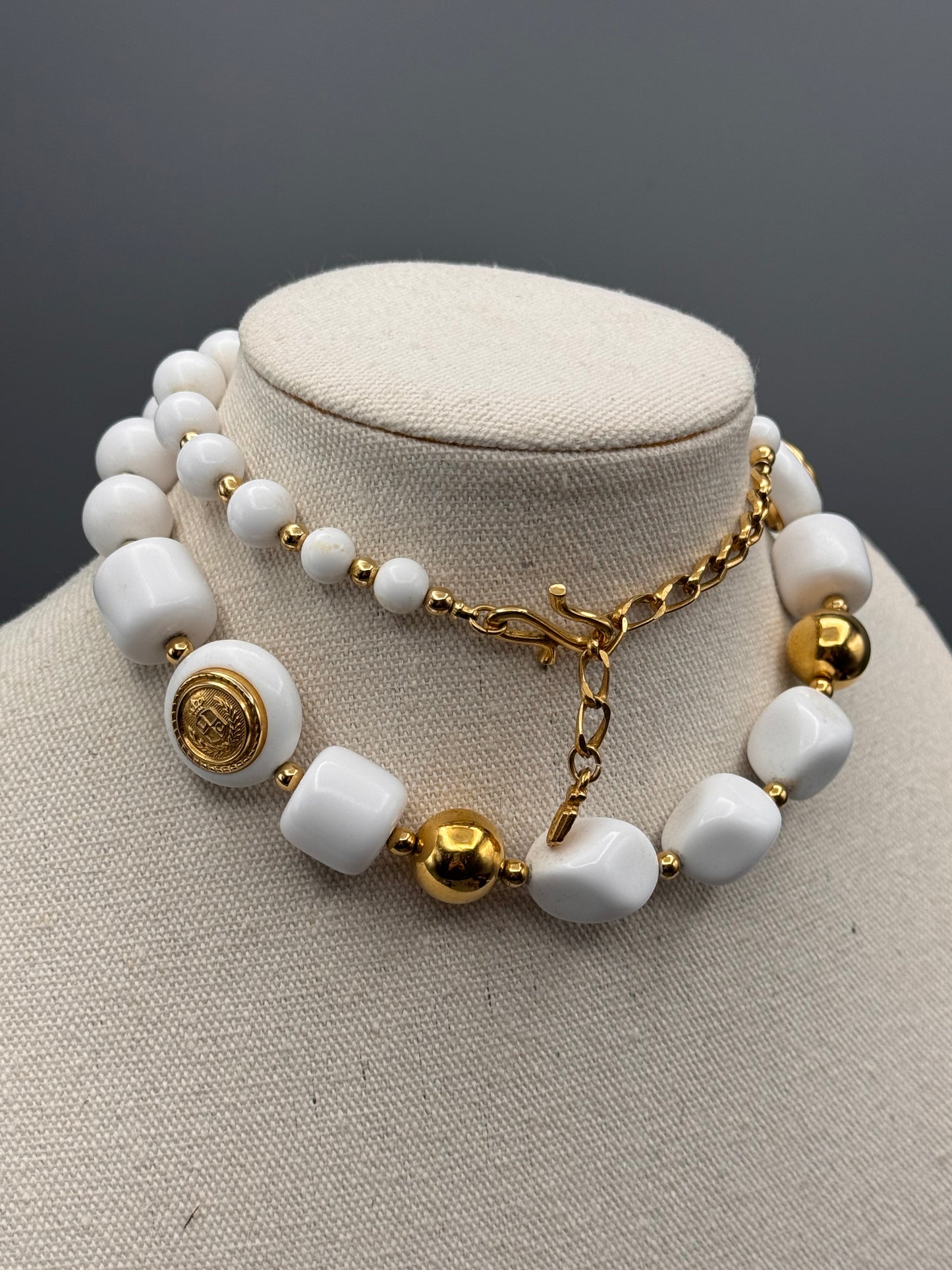 Vintage White Acrylic Beaded Necklace Goldtone Accents 26.5” 80s