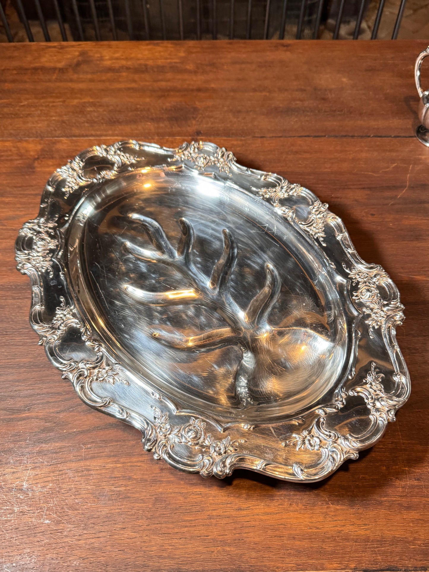 Towle Silverplate Meat Tray Repousse Rose Pattern Footed Oval 17”