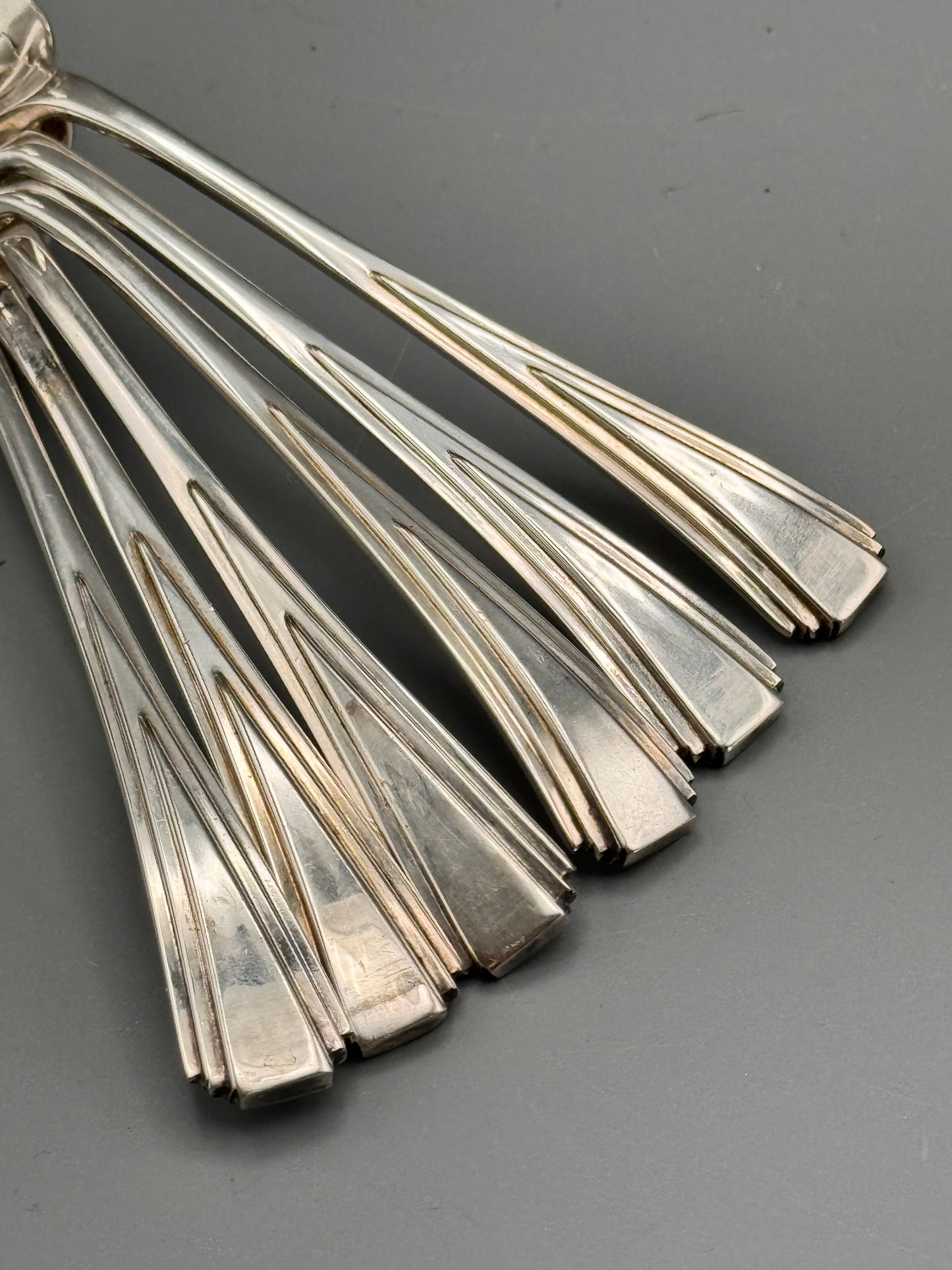 English Art Deco EPNS Grapefruit Spoons – Set of 6 Silver Plate Citrus Spoons